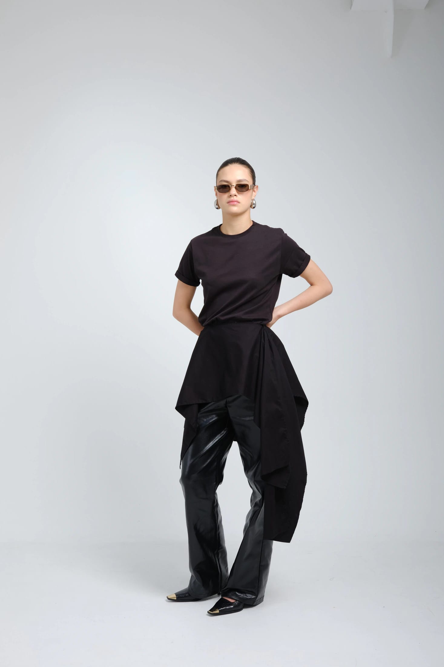 CAMISETA RADIA NEGRA - imagen 3