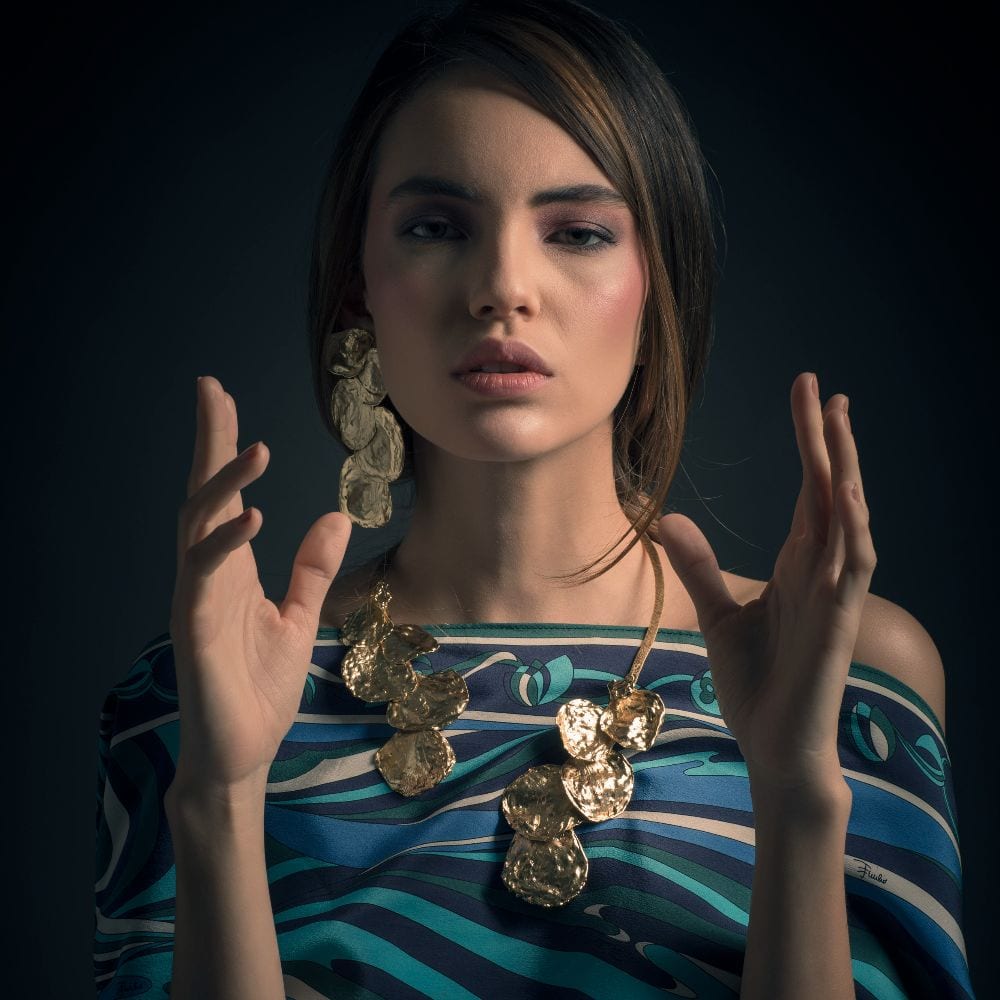 Deconstructive Vanda Orchid Earrings - imagen 2