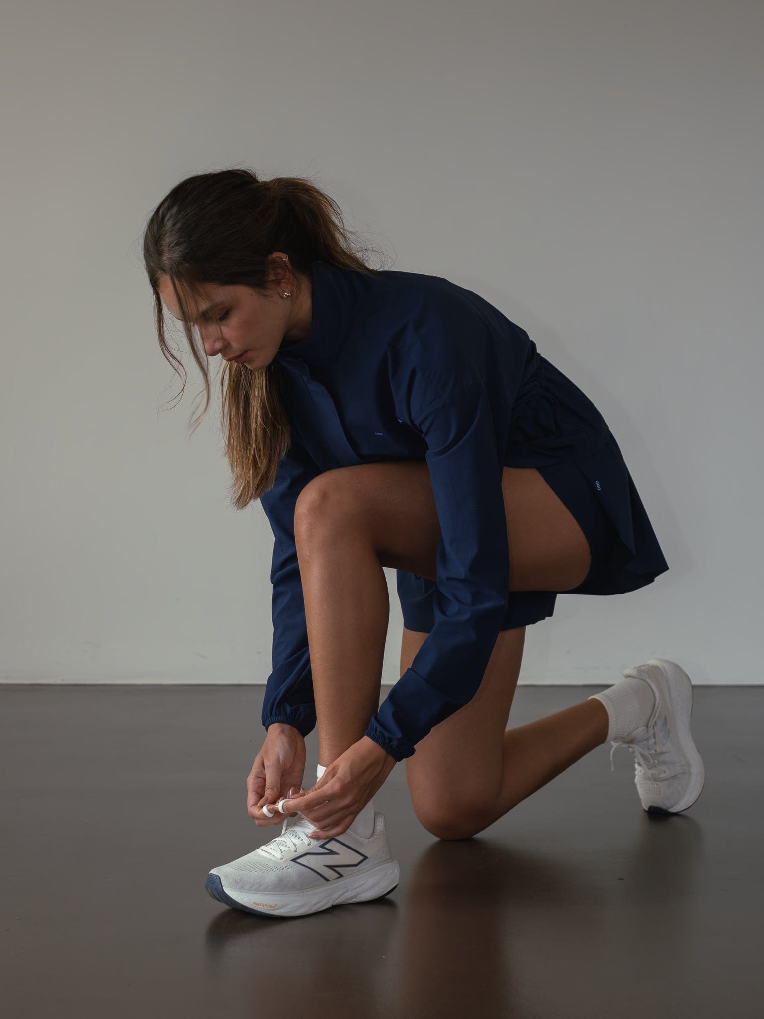 LIGHT WINDBREAKER - NAVY BLUE - imagen 4