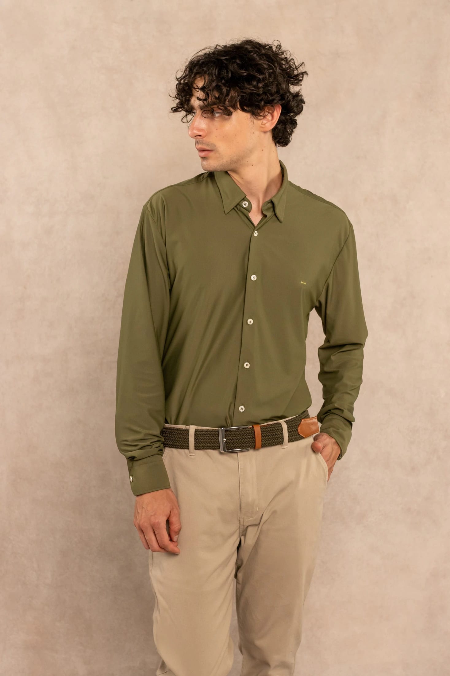 Camisa Performance Oxford Verde Militar - imagen 5