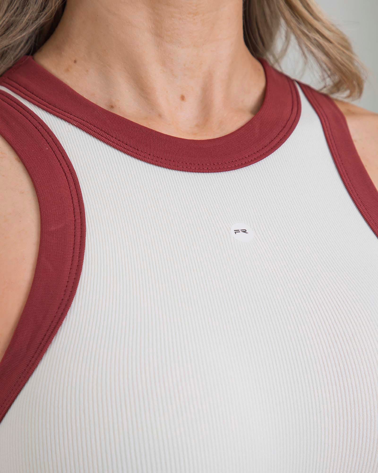 Body sisa contrast seamless vinotinto outdoor FIBER - imagen 3