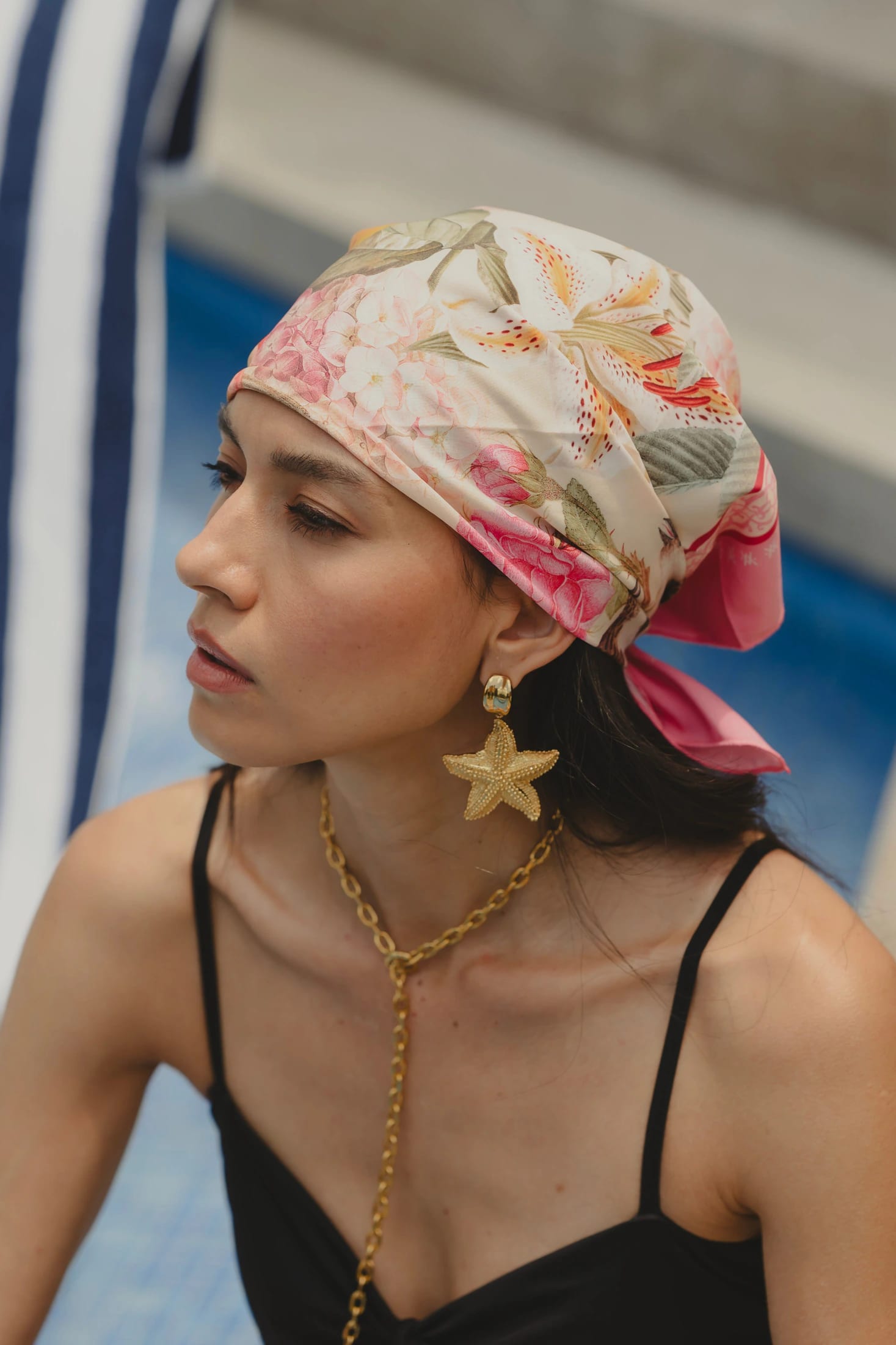 PAÑOLETA FLOR AMAZONA - imagen 1