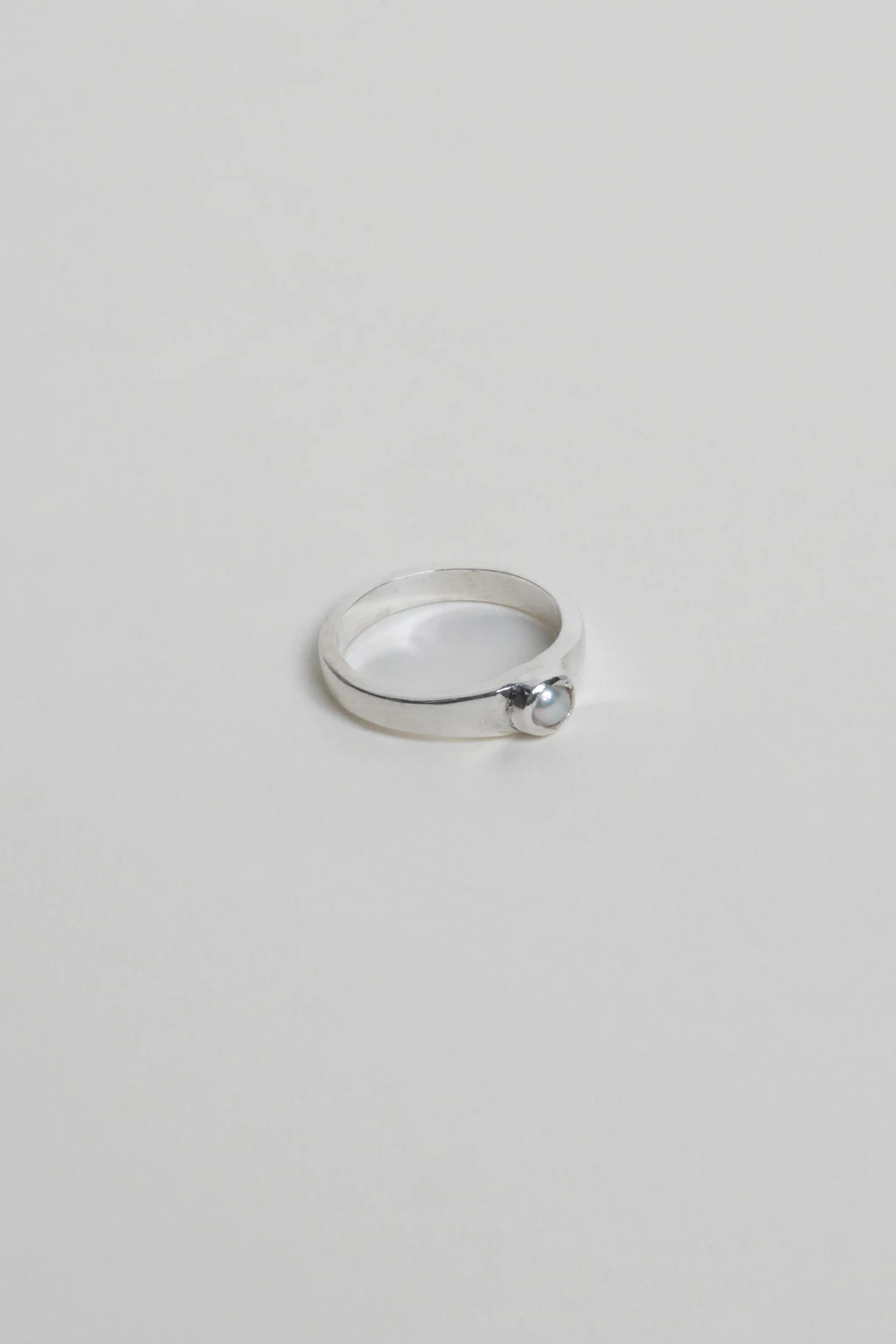 CLOUD RING WITH NATURAL PEARL - imagen 2