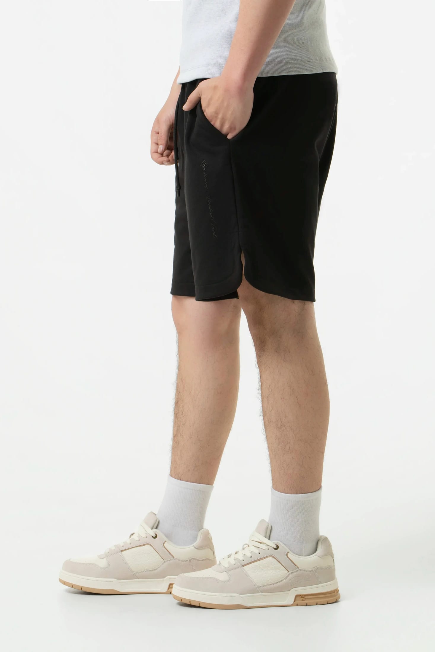 BERMUDA JOGG COLOR NEGRO - imagen 3