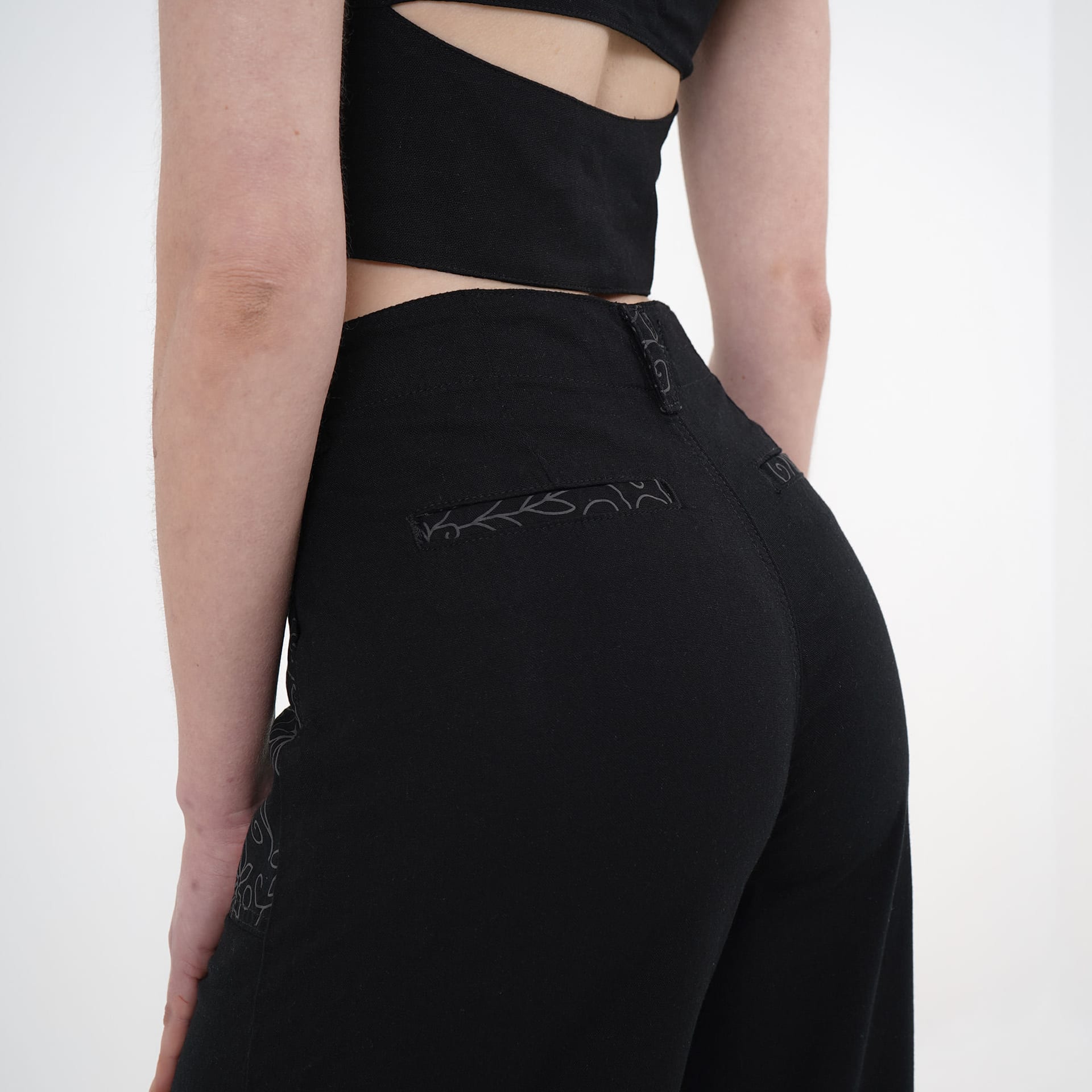 Pantalón ancho con grabado floral - imagen 3