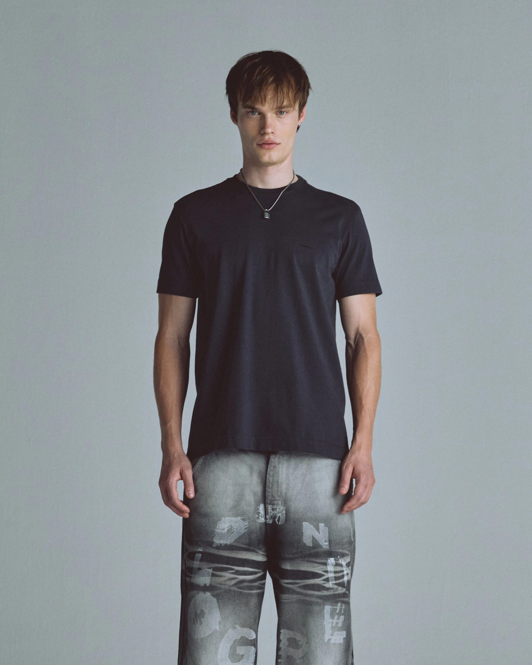 Basics Tiny Logo Regular Fit Tshirt Gray - imagen 2
