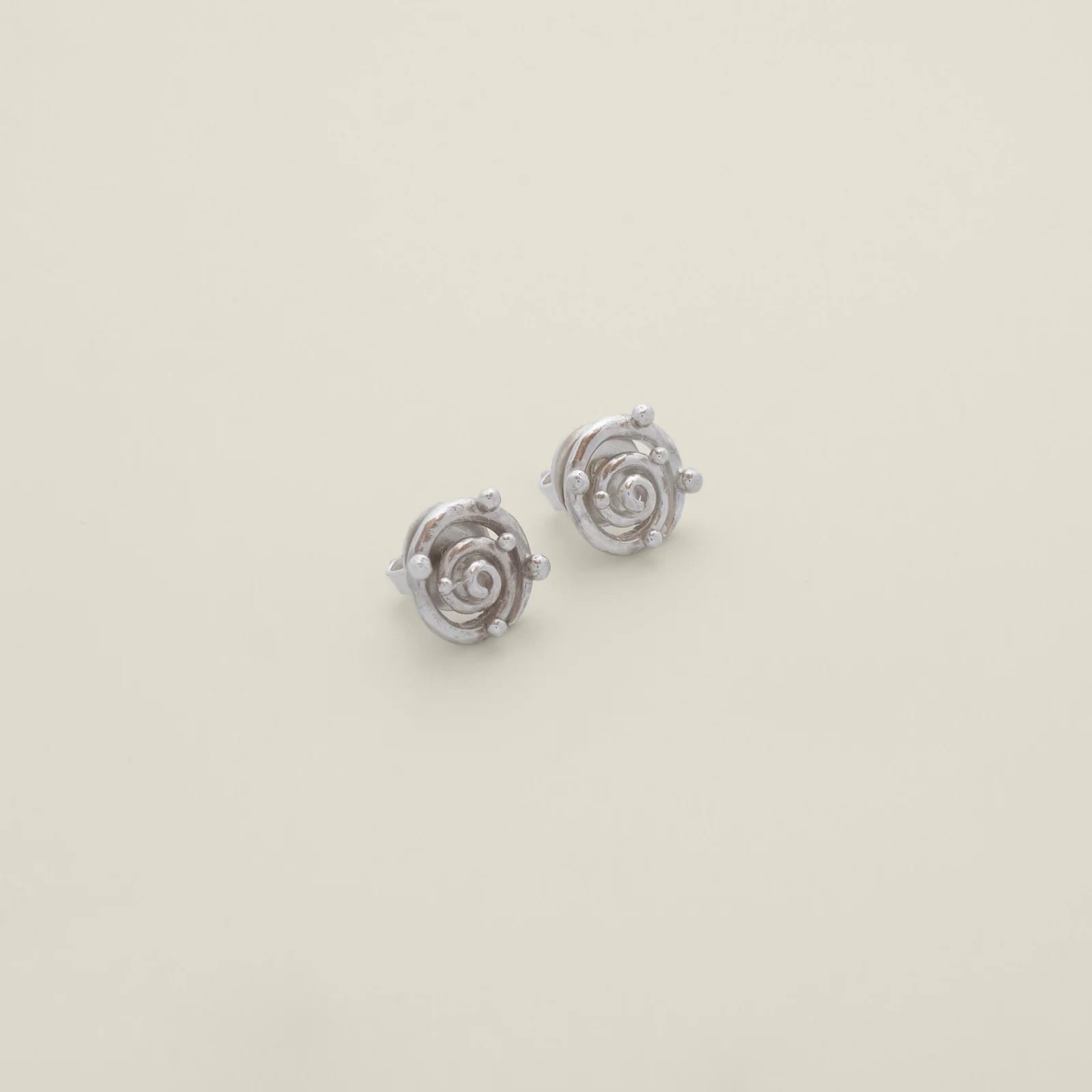 Koru Studs Silver - imagen 1