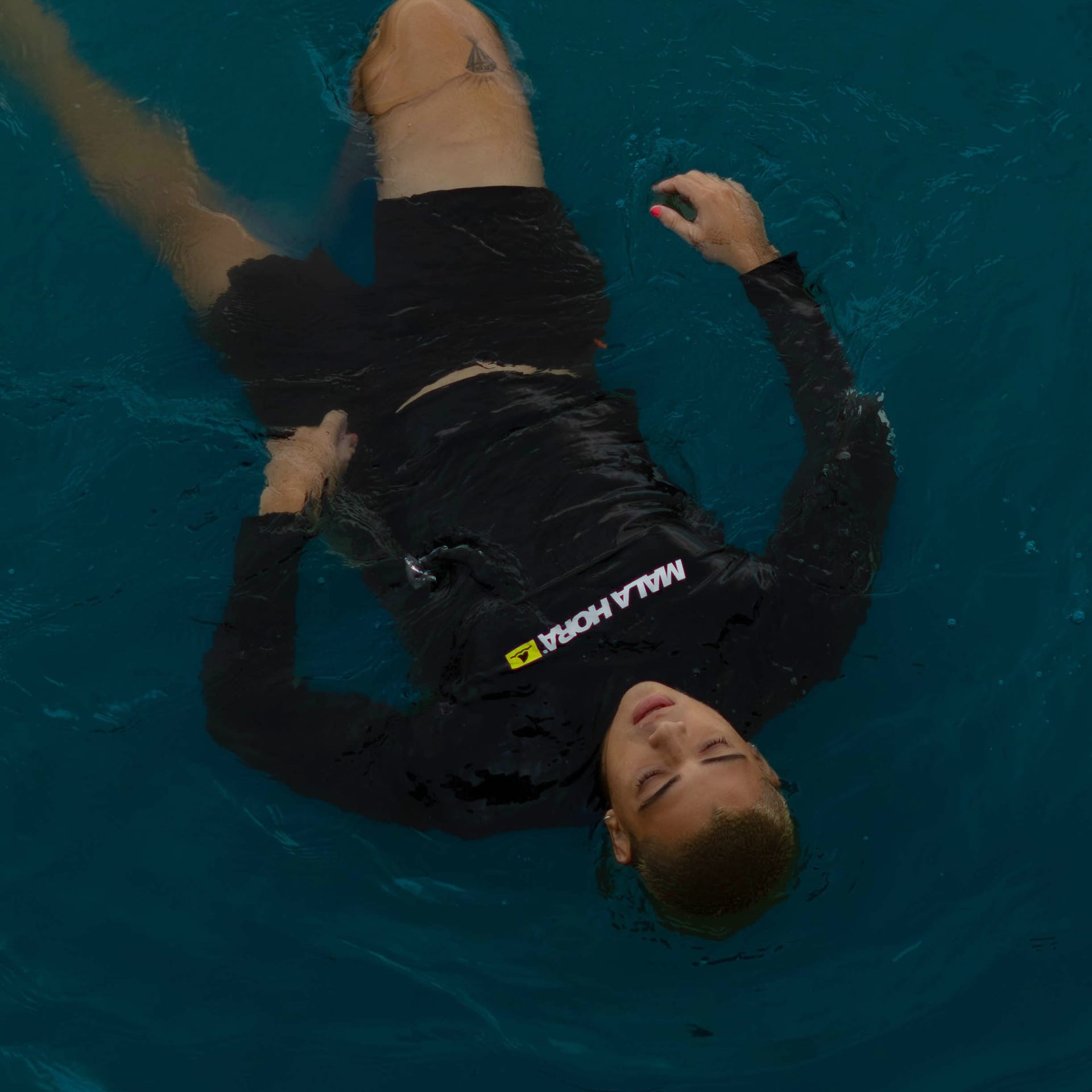 Rash Guard Manga Larga UPF 50 - imagen 5