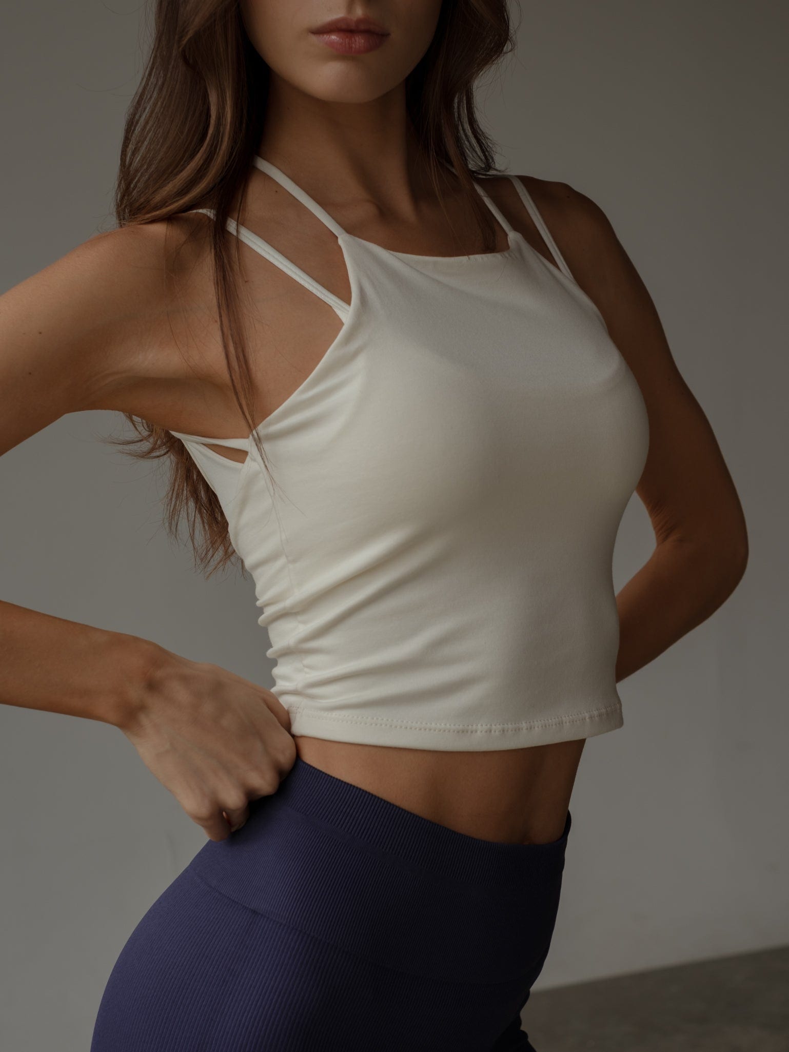 CROSS BACK MIDI TOP - SOFT WHITE - imagen 10