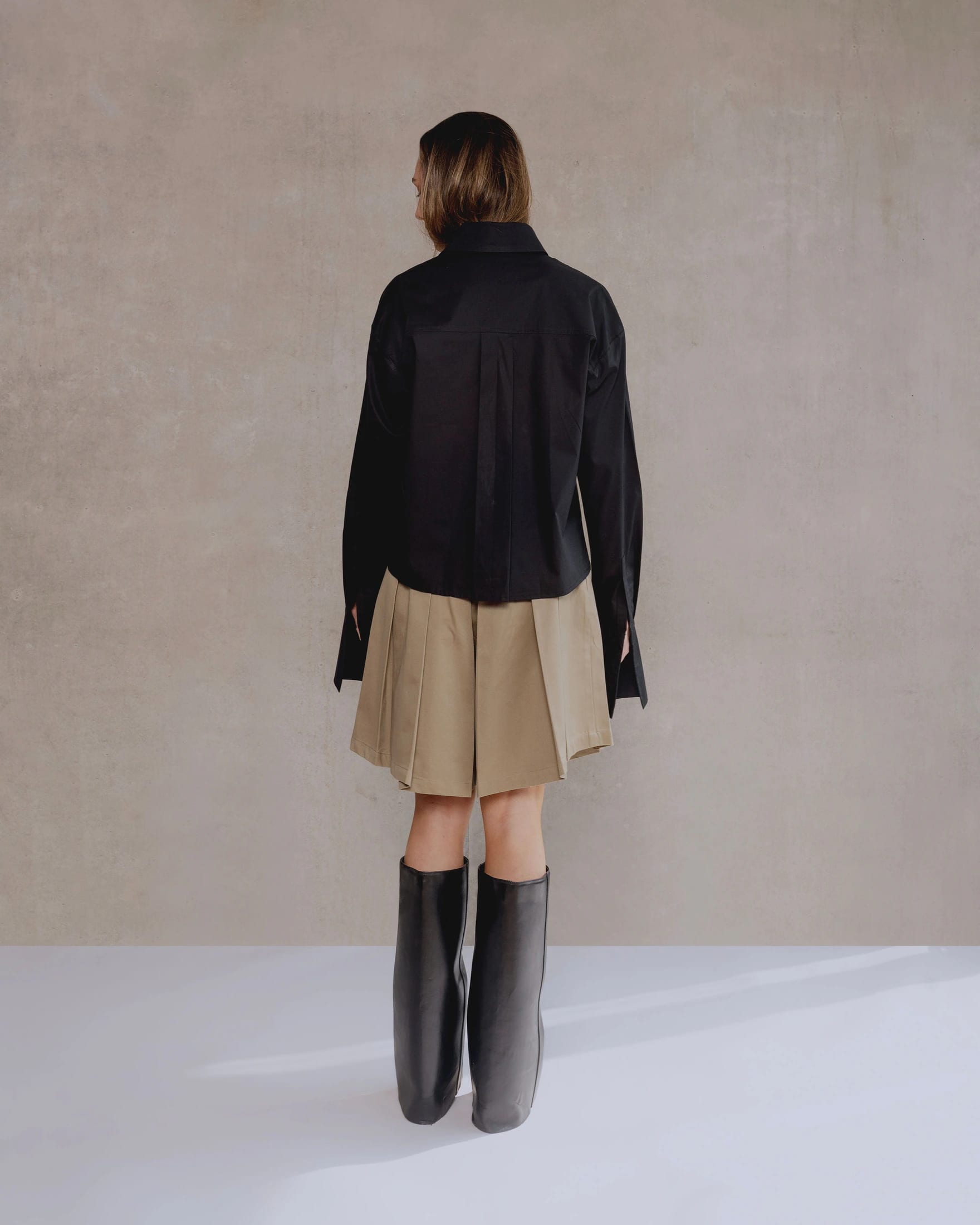 Front Row Black Shirt - imagen 5