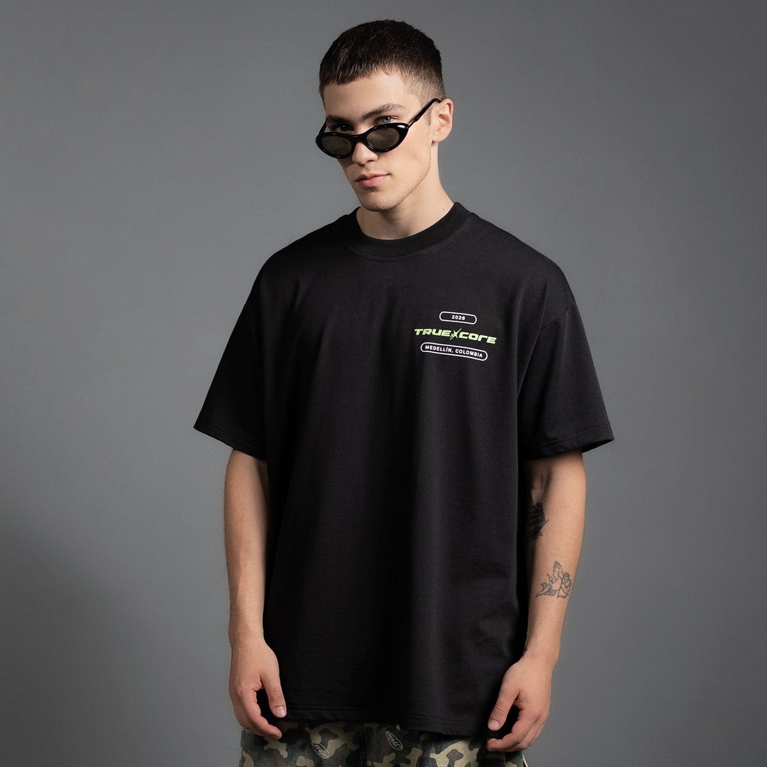 Flower Oversized T-Shirt - Black - imagen 3