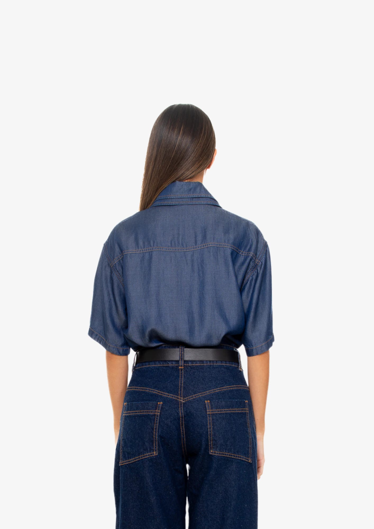 Dark-Wash Short-Sleeve Double Neck Shirt - imagen 2
