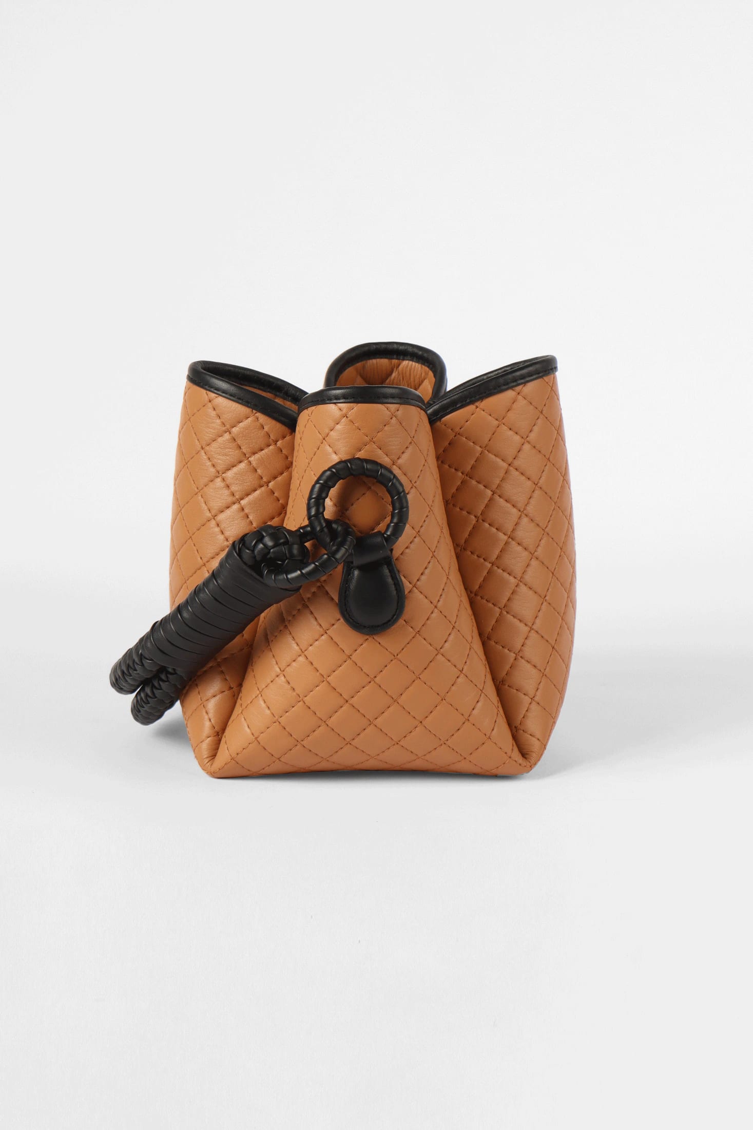 Tulip Mini Bucket Bag, Honey & Black - imagen 3
