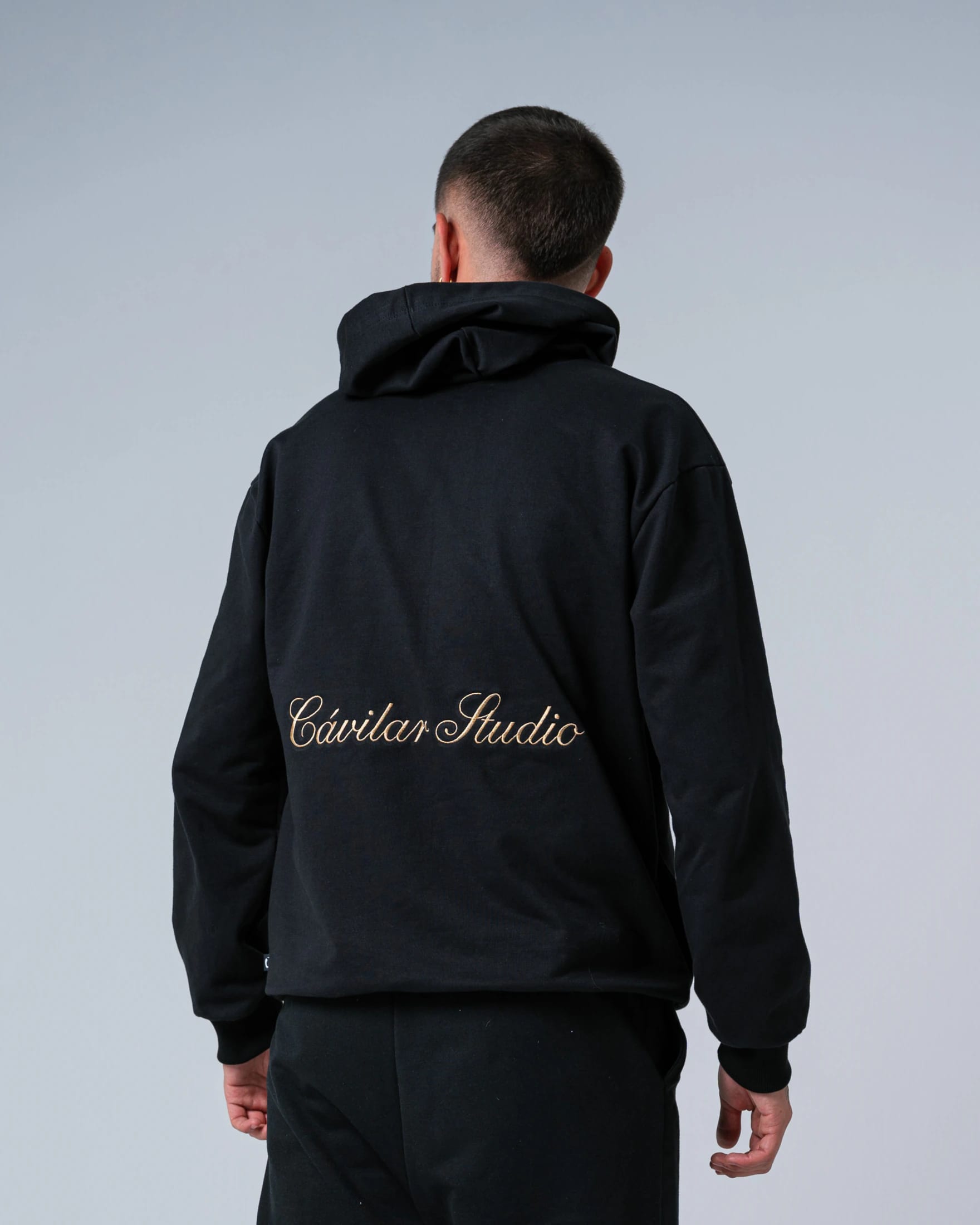 HOODIE BORDADO - imagen 1