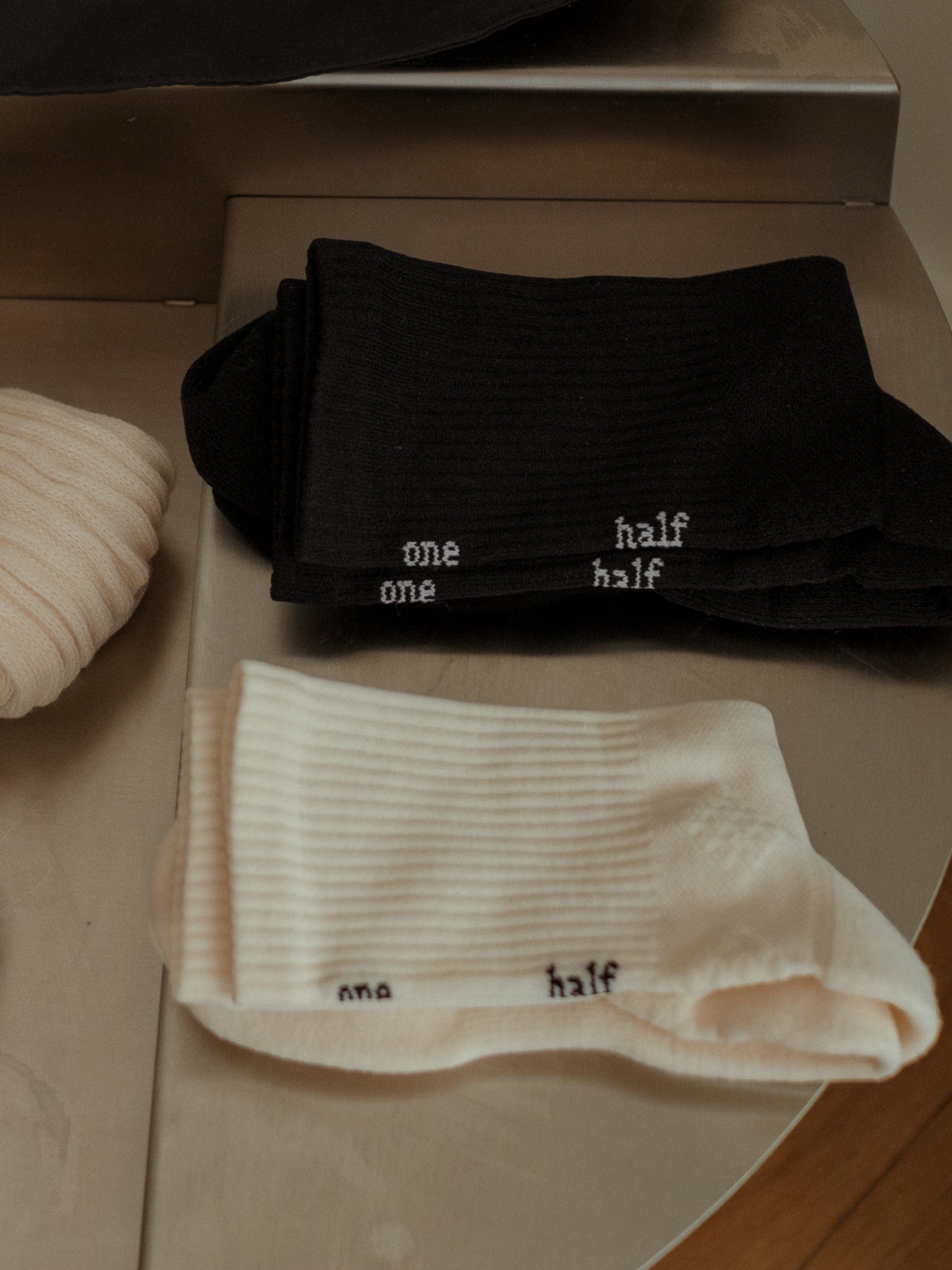 HIKE PRO SOCKS PACK X2 - SOFT WHITE & BLACK - imagen 1