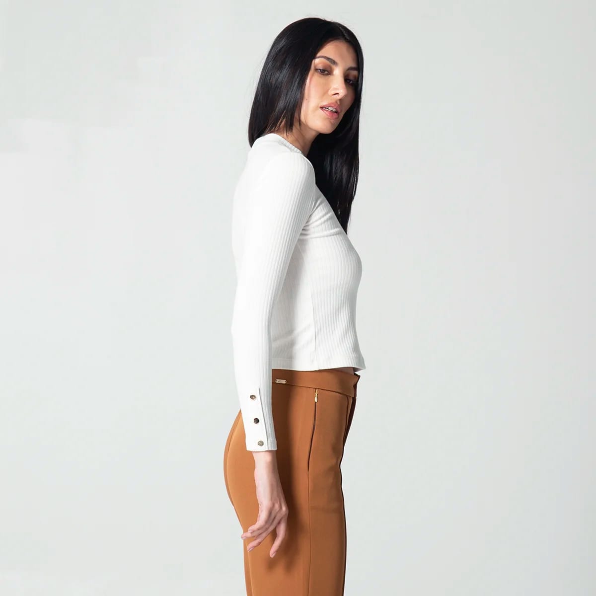 Blusa Cuello Alto Slim Amanda - imagen 4