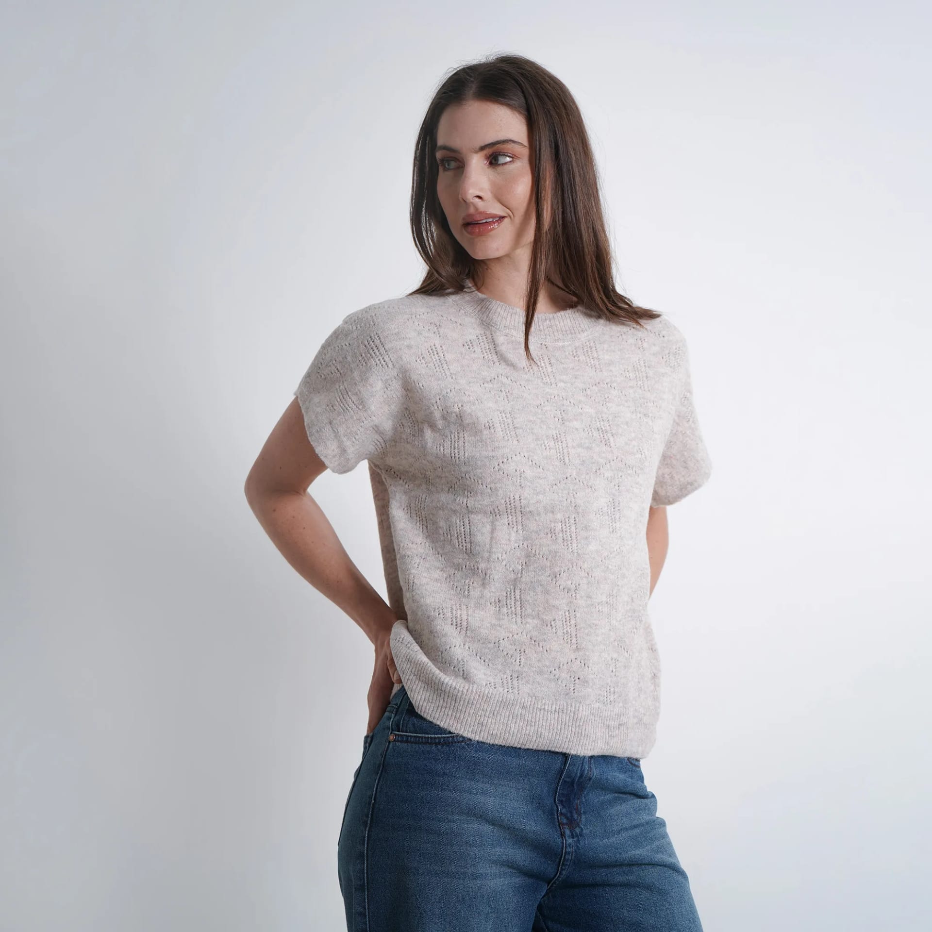Sweater Cuello Redondo Manga Corta - imagen 1