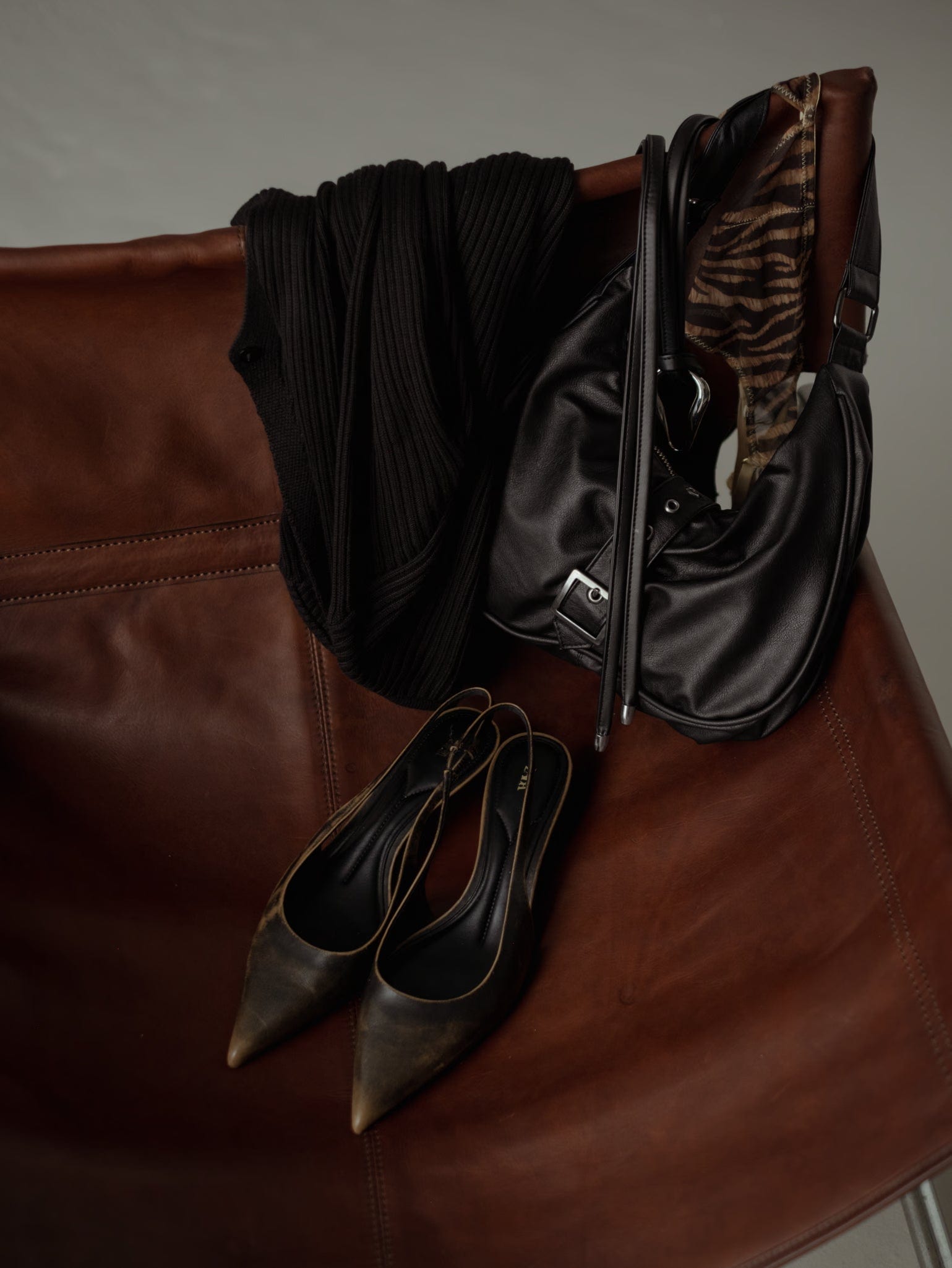 BELT BAG - BLACK - imagen 23