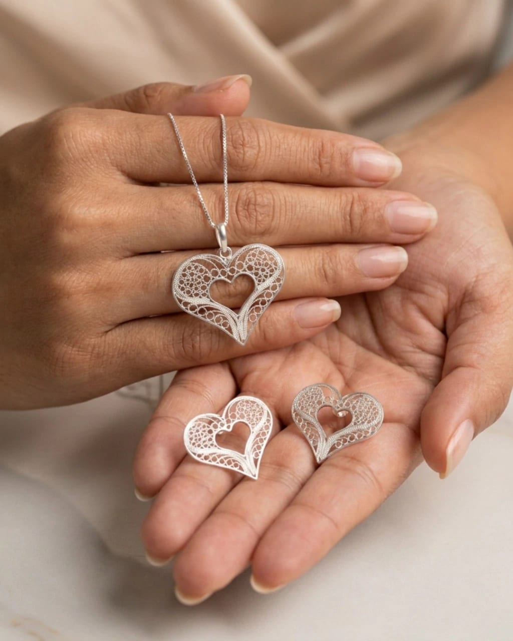 Juego Cadena y Areta Corazon en plata filigrana.Colección Heredar - imagen 1