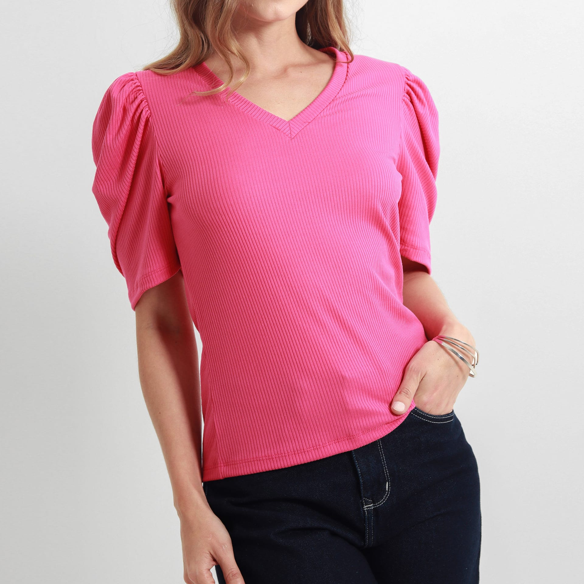 Camiseta Cuello V Manga Corta - imagen 5