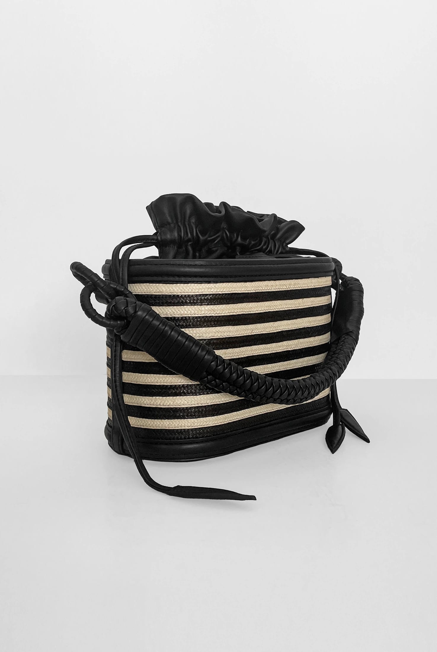 Caña Basket Bucket Bag, Stripes. - imagen 3