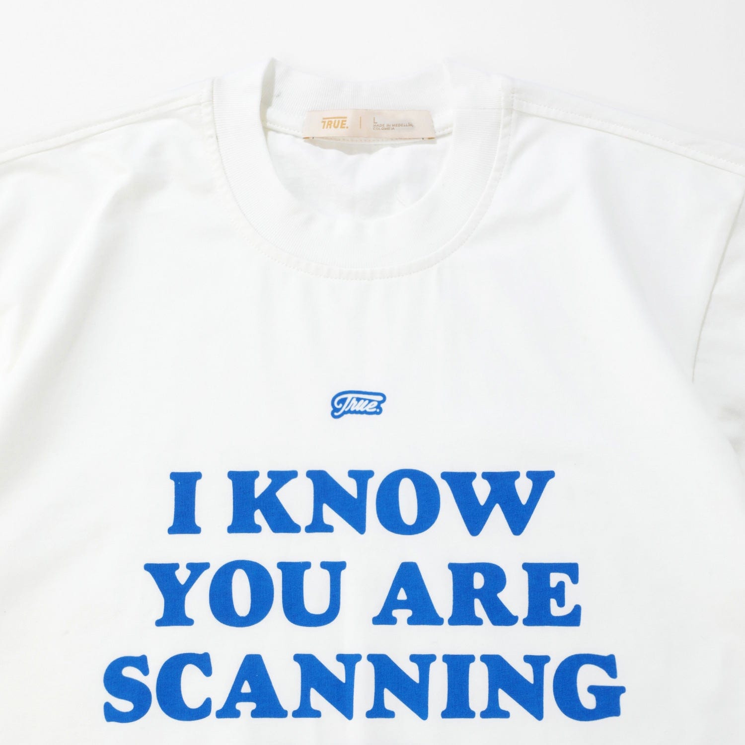 Scanning Cropped Tee - Cream - imagen 4