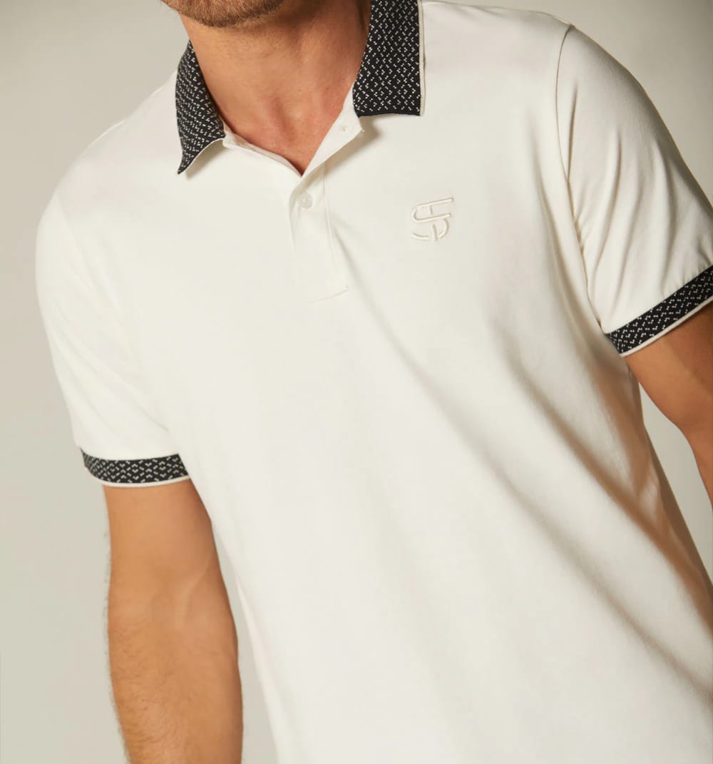 Polo para hombre con cuello con diseño - imagen 8