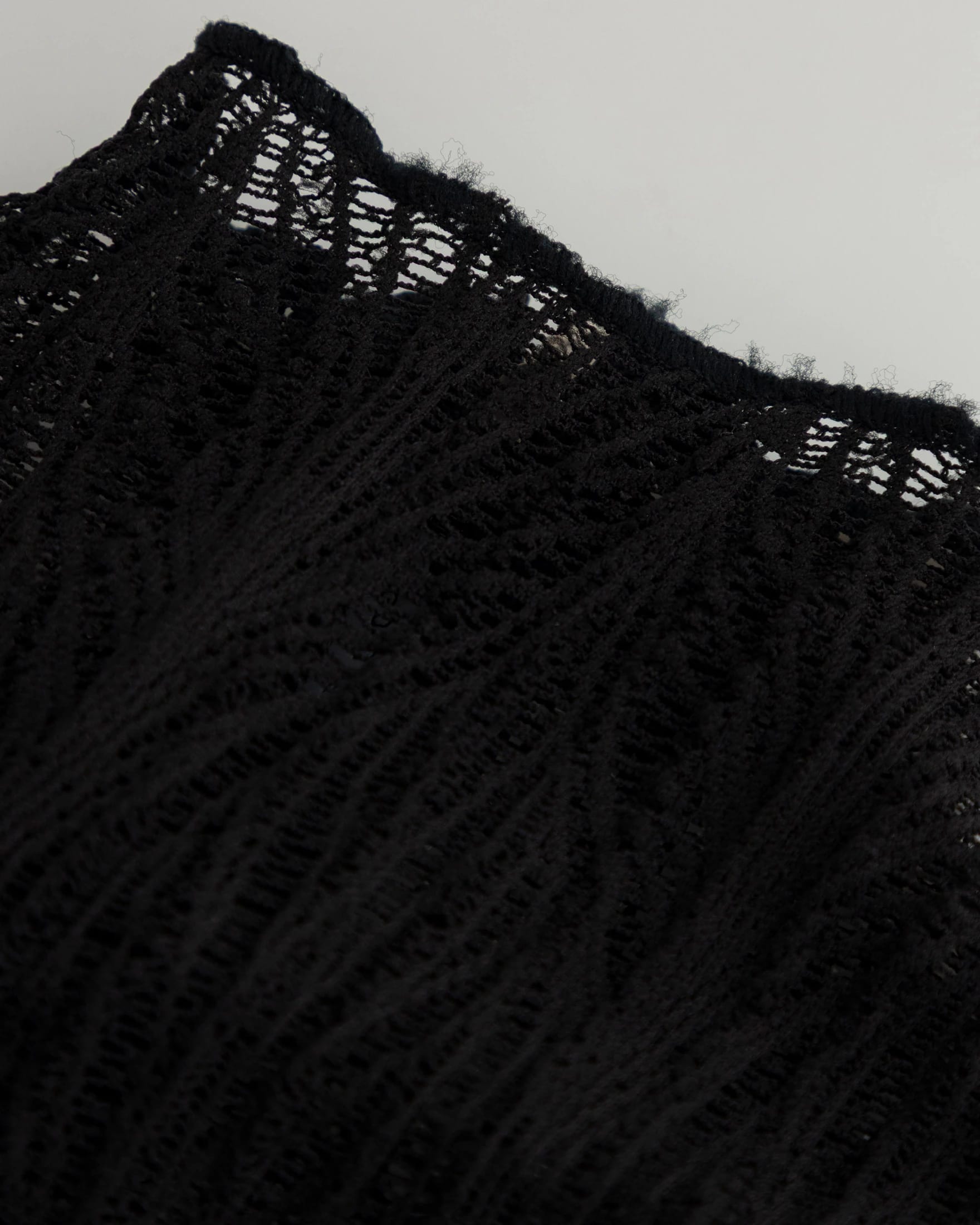 Basics Turtle Neck Top Transparent Black - imagen 6