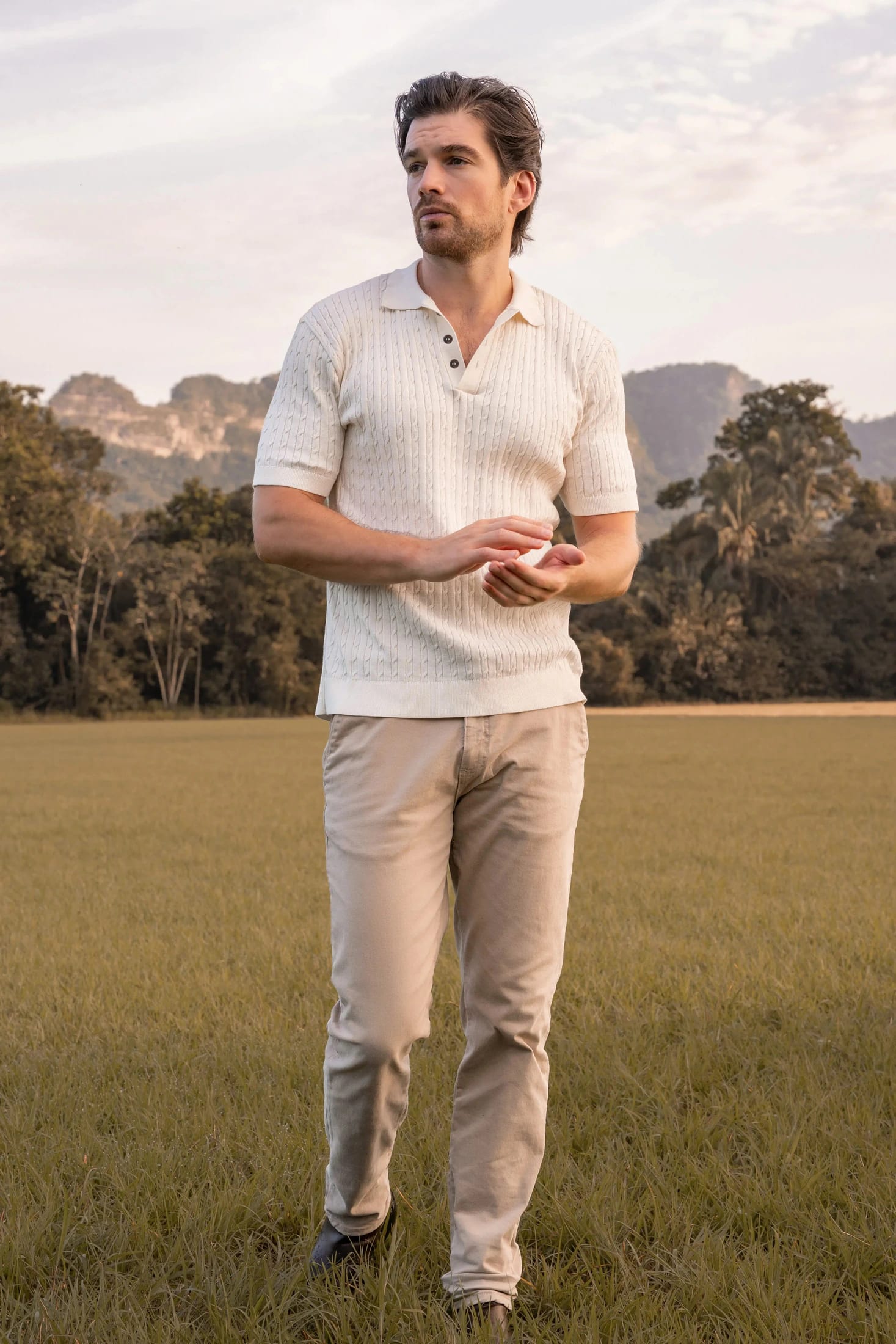 Camiseta polo trenzada tejida Hombre Hueso - imagen 10