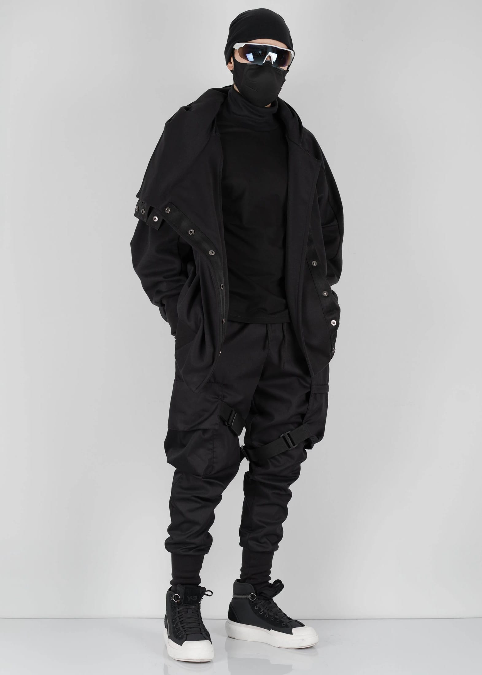 Hoodie Sendai Broches - imagen 3