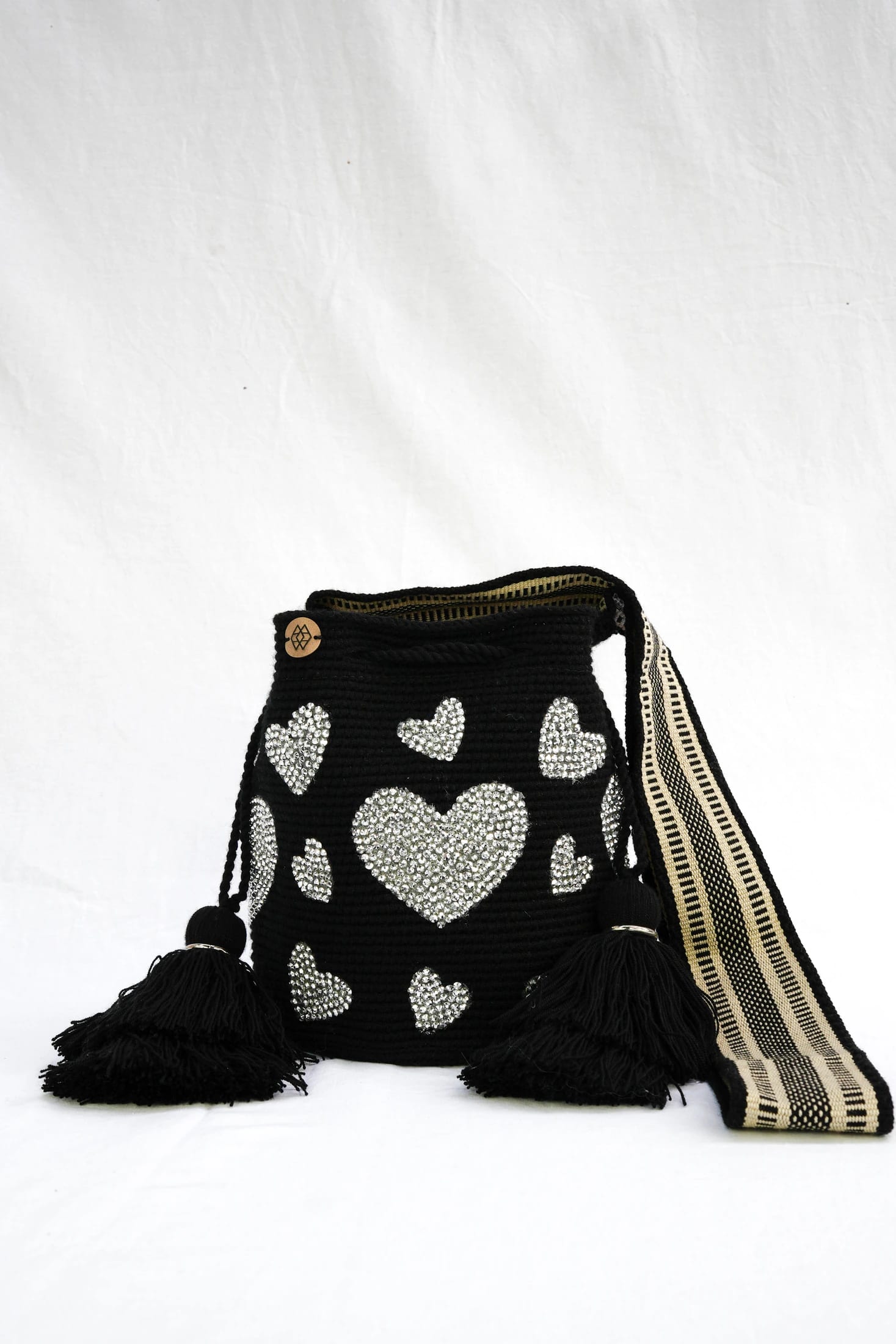 Mochila Corazón Pedrería Mediana - imagen 1