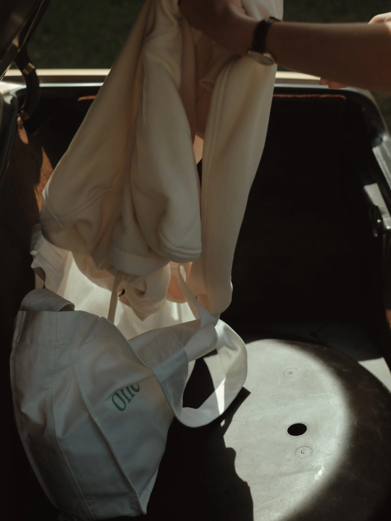 TOTE BAG - SOFT WHITE & BRIGHT GREEN - imagen 5