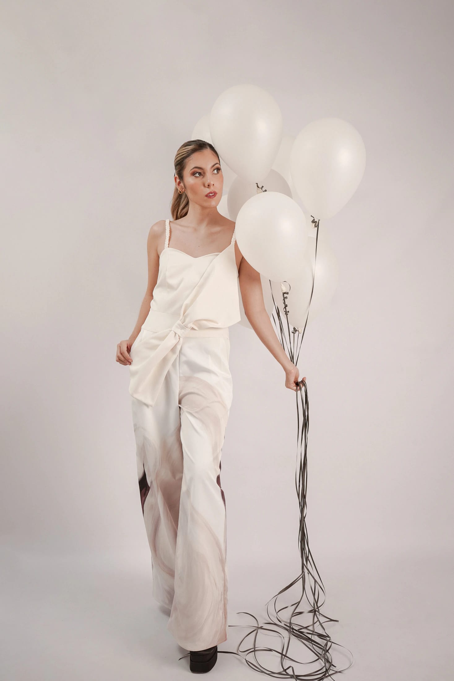 SHADOW SWAN JUMPSUIT - imagen 4