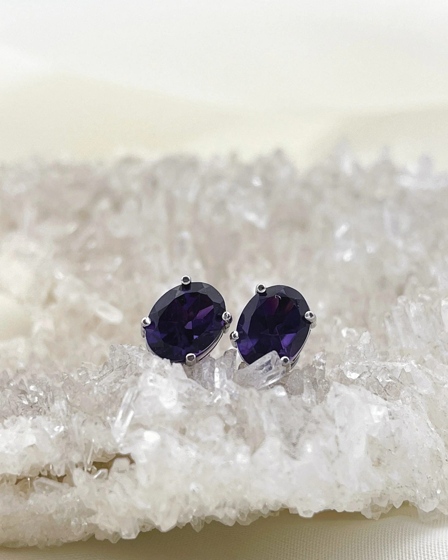 Aretes Amatista Oro Blanco 18k - imagen 1