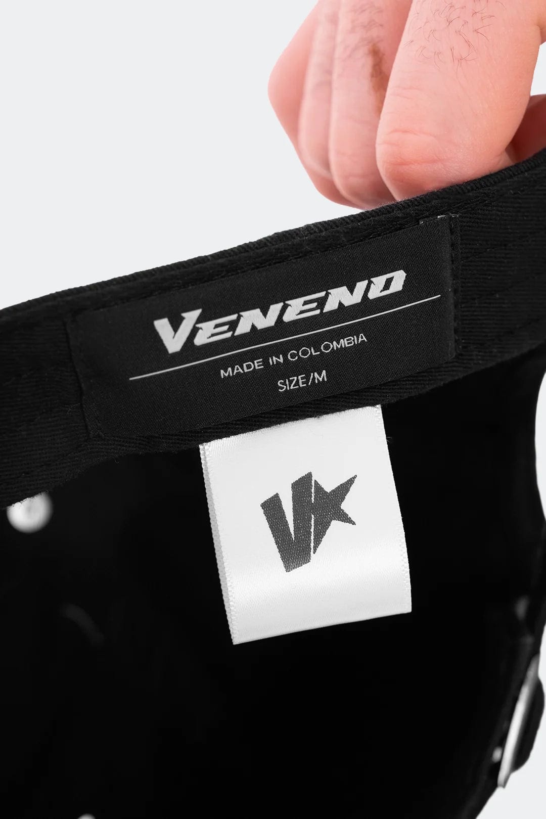 VENENO GORRA EL DESEO TIENE CONSECUENCIA - imagen 4