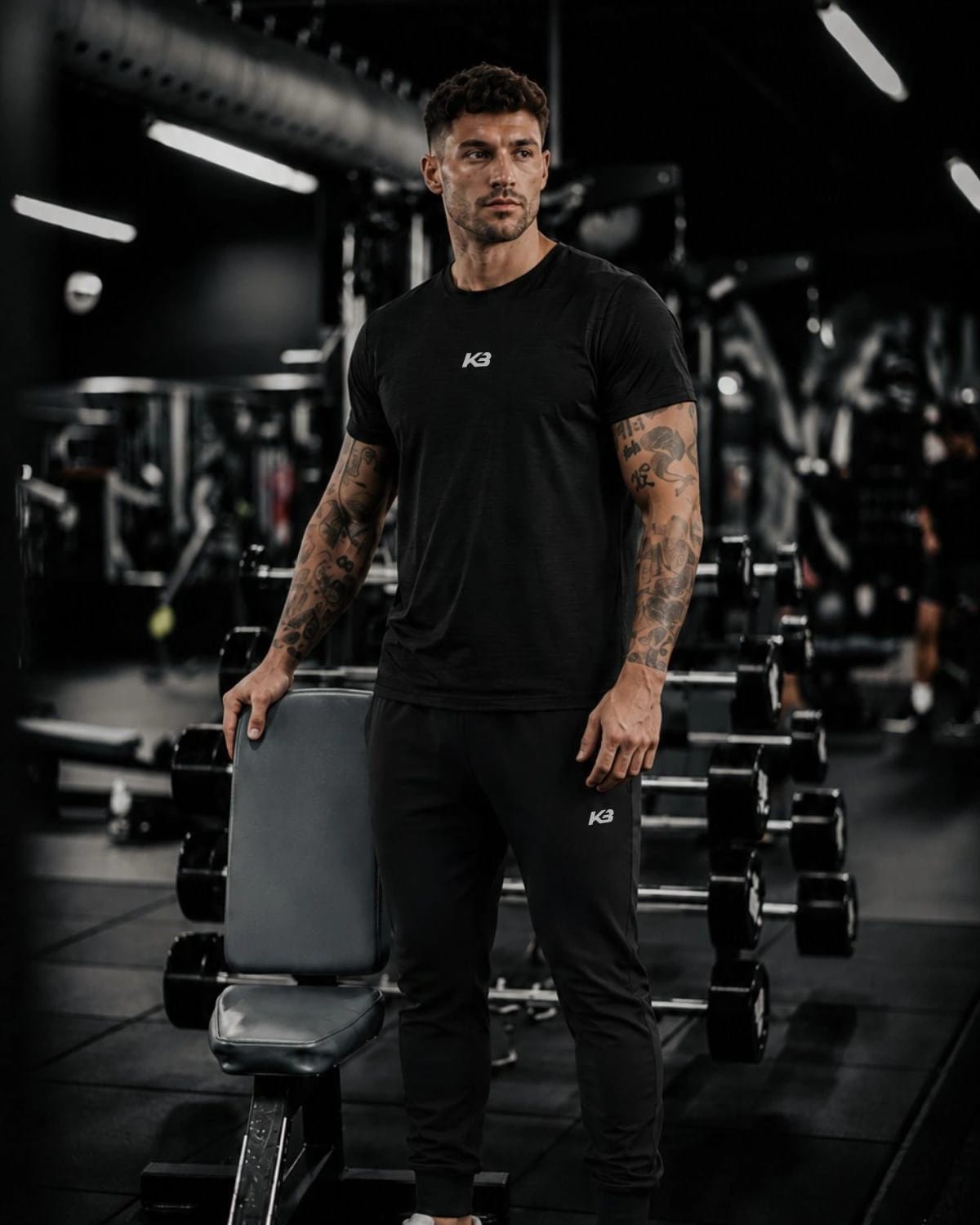 Papá Active: Franela y Jogger Basico + Bolsa de Regalo | KBMEN - imagen 2