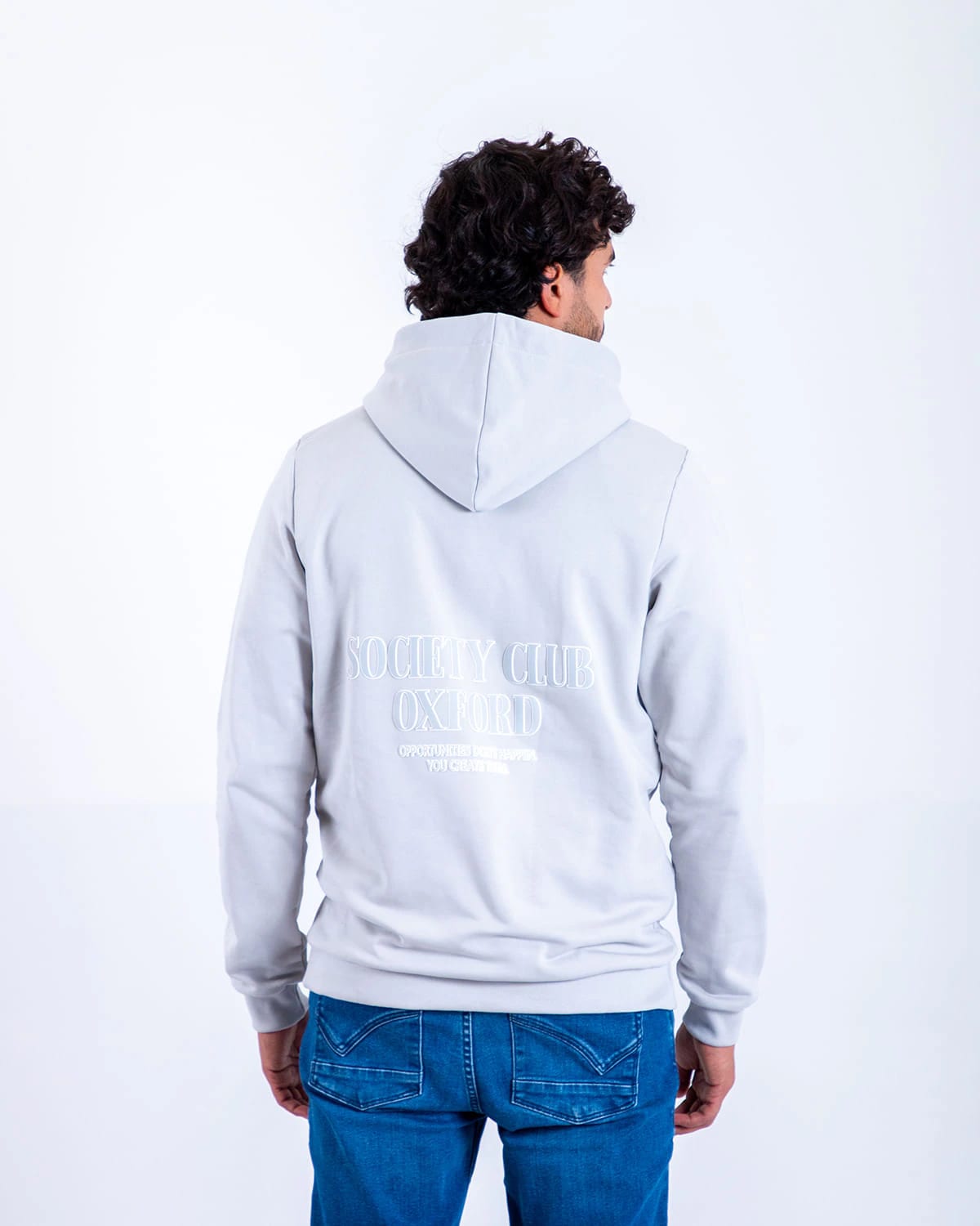 Buzo gris estampado espalda para hombre - imagen 3