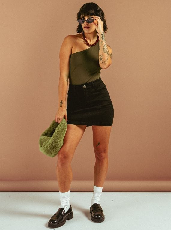 BLUSA ASIMÉTRICA VERDE OLIVO - imagen 6