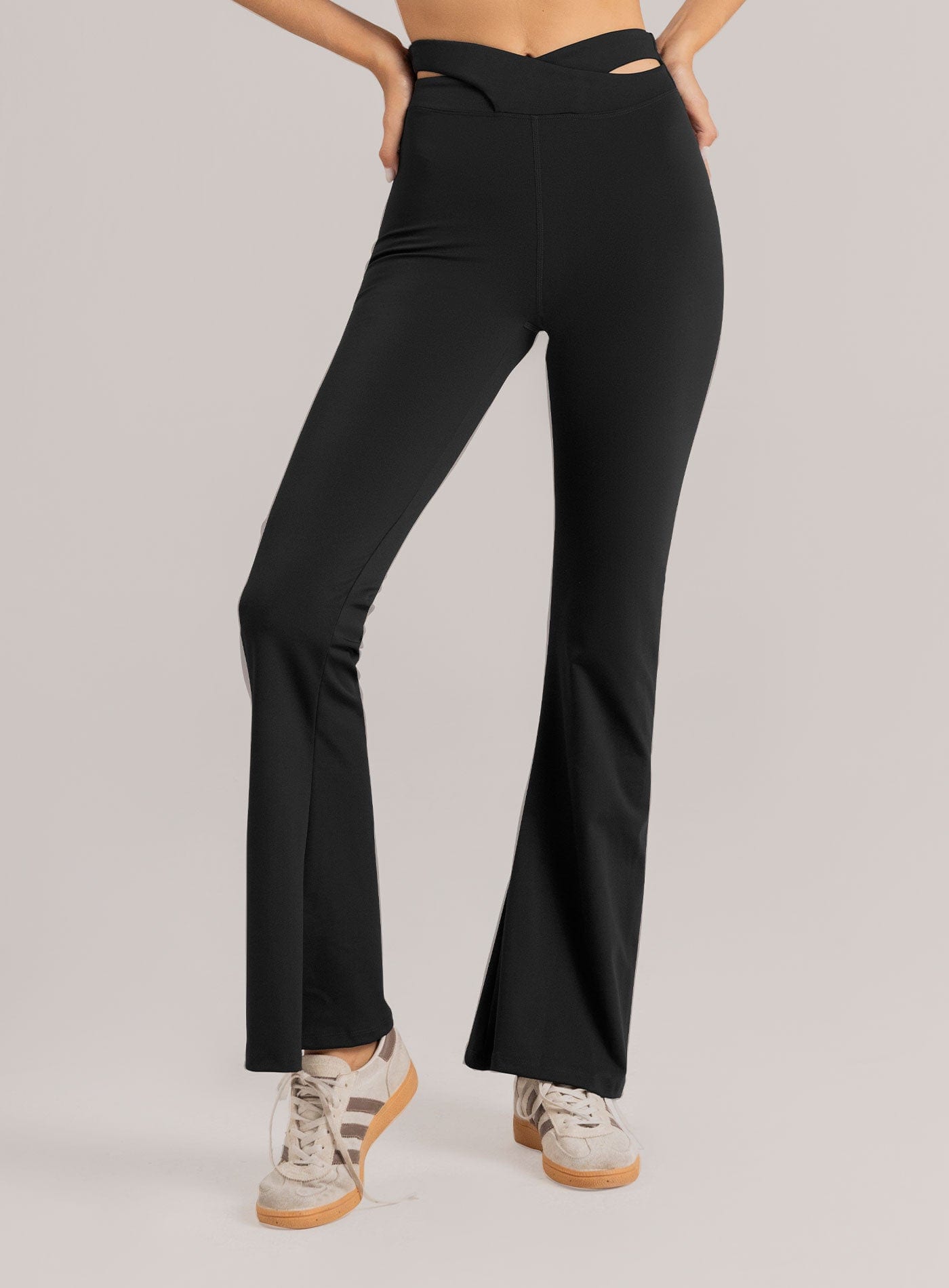 LEGGINS DEPORTIVO AZURA EN TELA KIARA - imagen 2