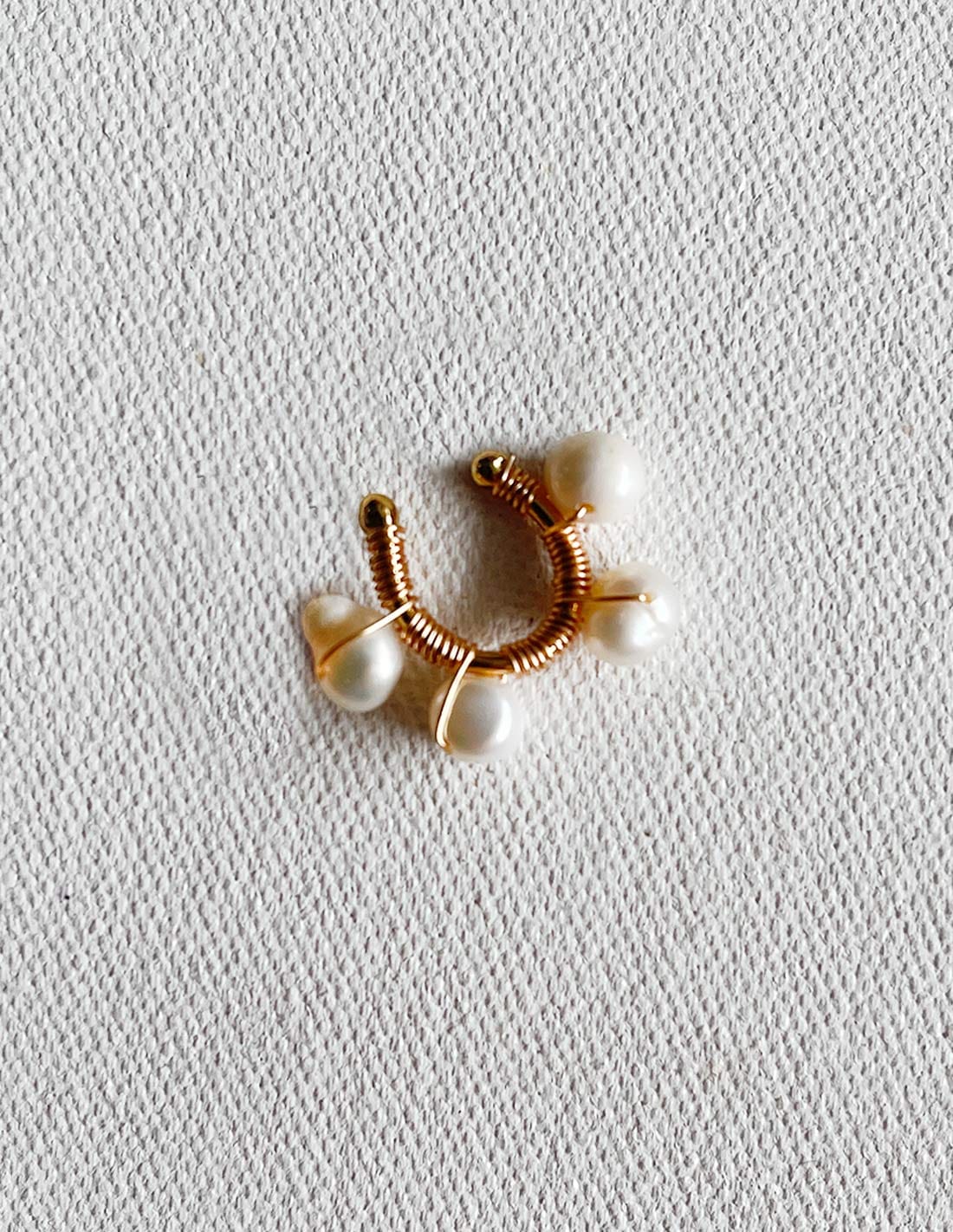 Ear Cuff Luna Perla + Marfil - imagen 2