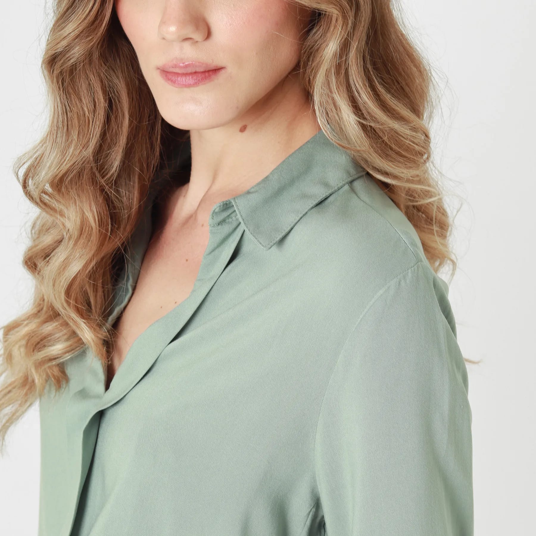 Blusa Cuello V Manga Larga - imagen 2