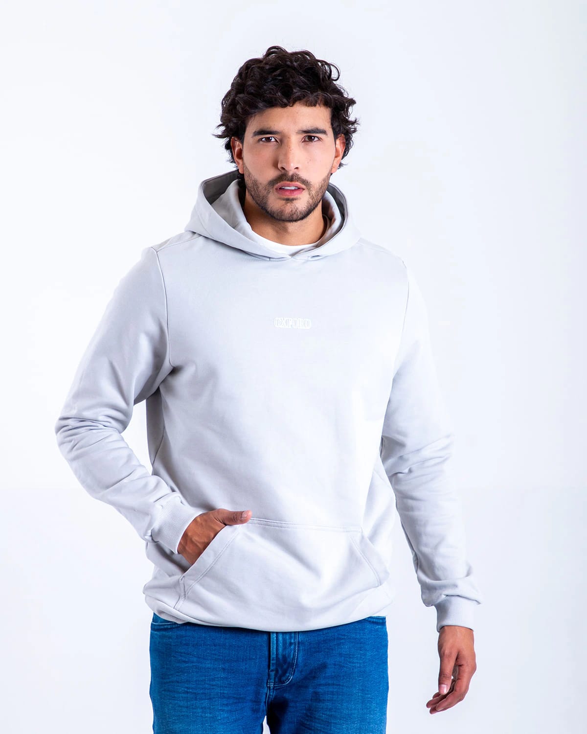 Buzo gris estampado espalda para hombre - imagen 1
