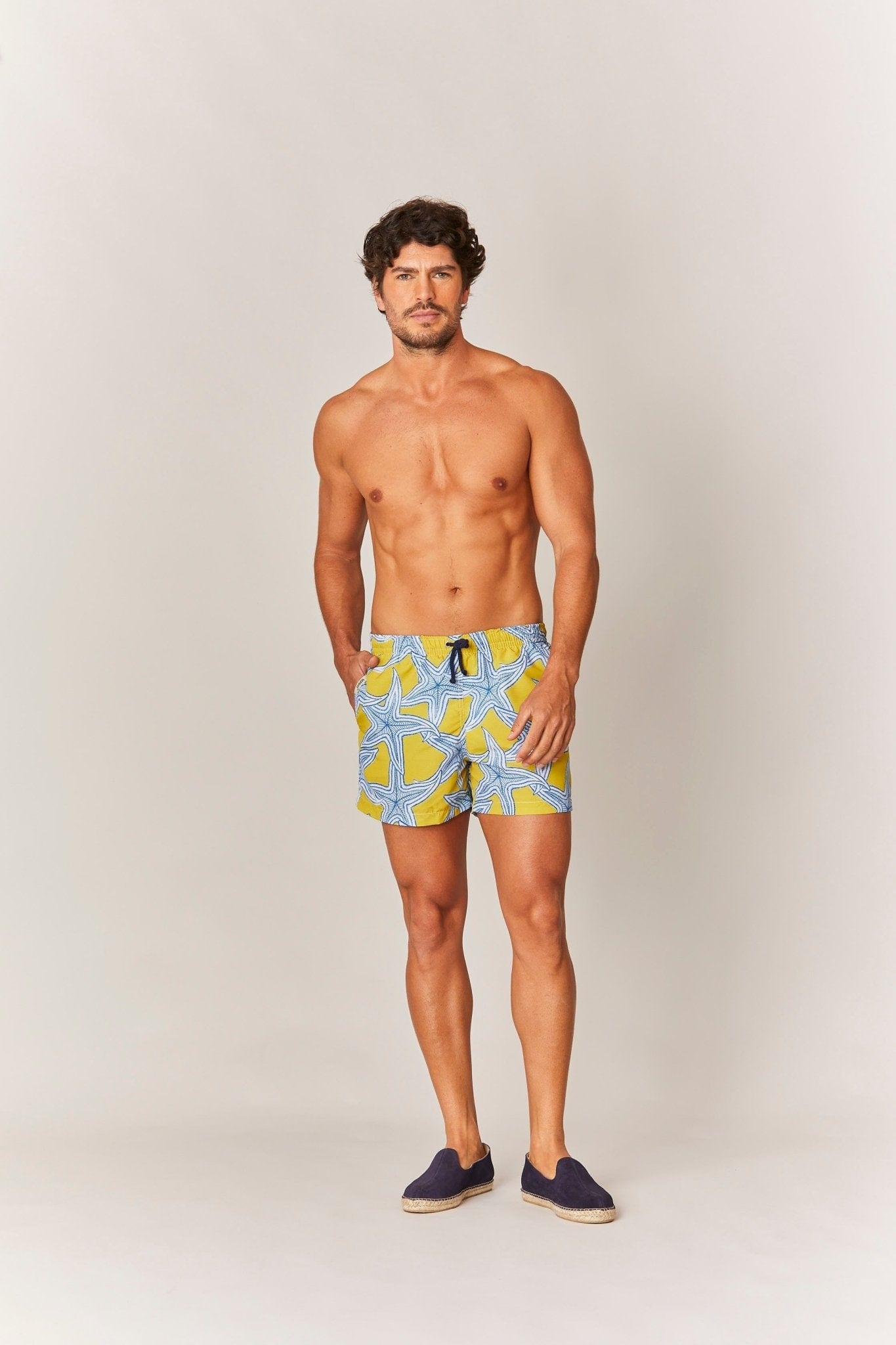 Men's star yellow swim trunk - imagen 2