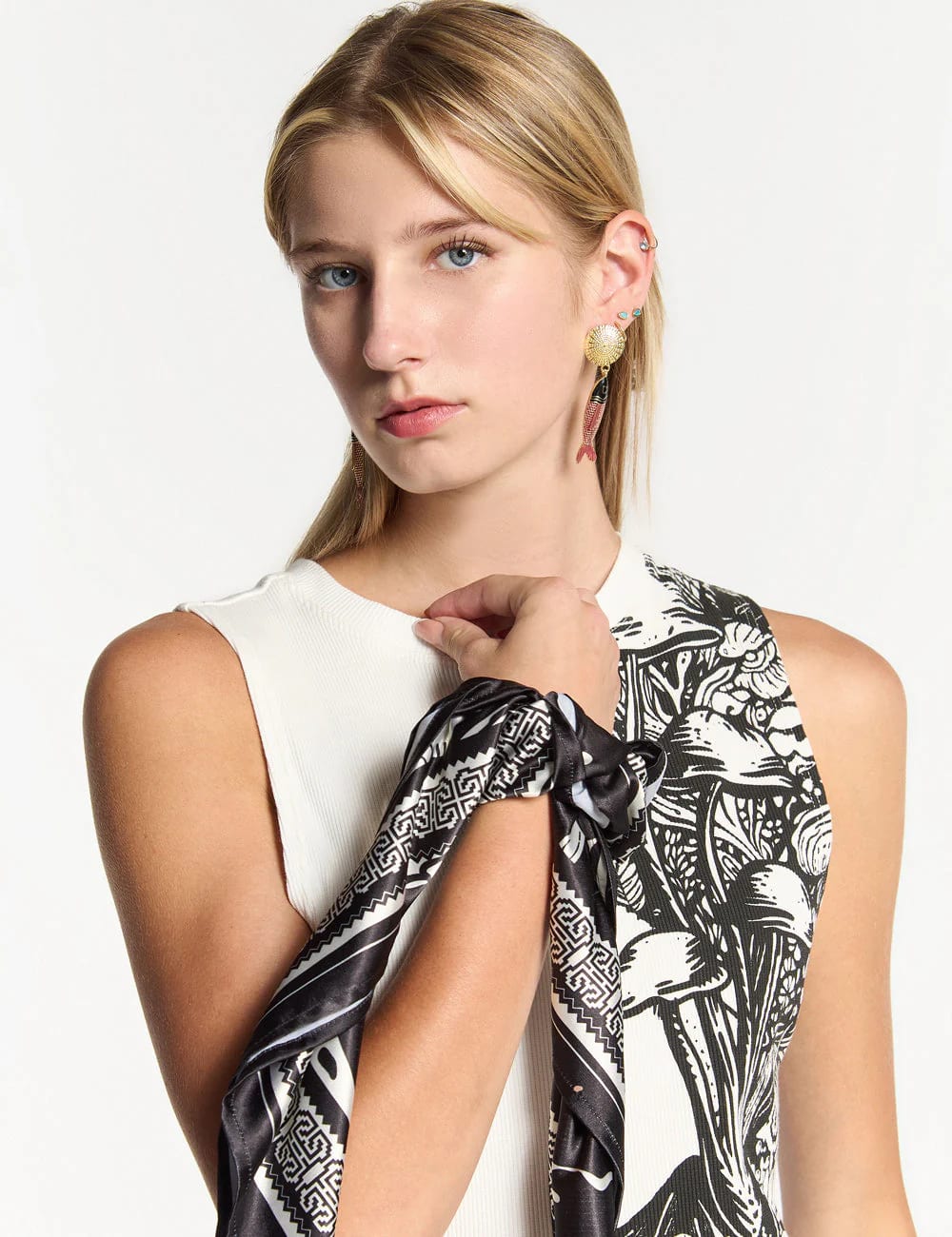Vestido Corto cuello Alto Flora crudo Mujer - imagen 6