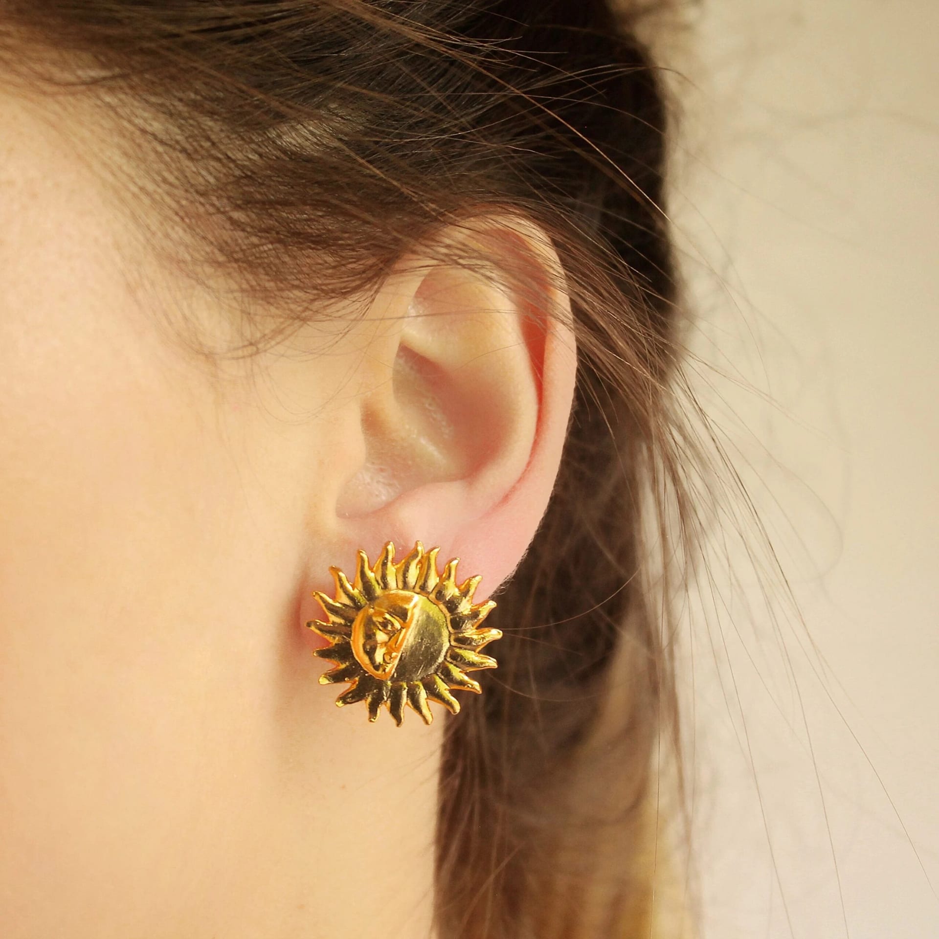 Aretes de sol media cara plana pequeña - imagen 2