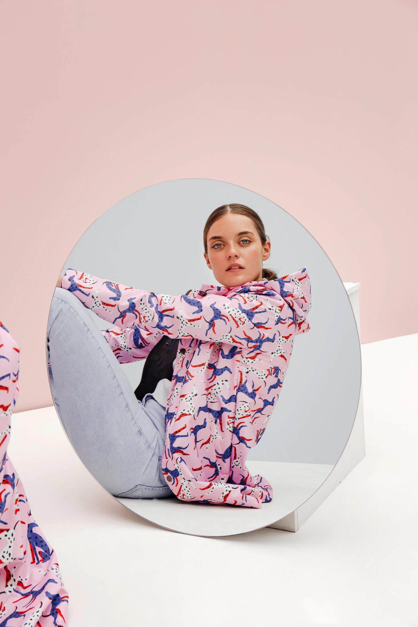 RAINCOAT PINKDOGS (PRE-ORDER) - imagen 1