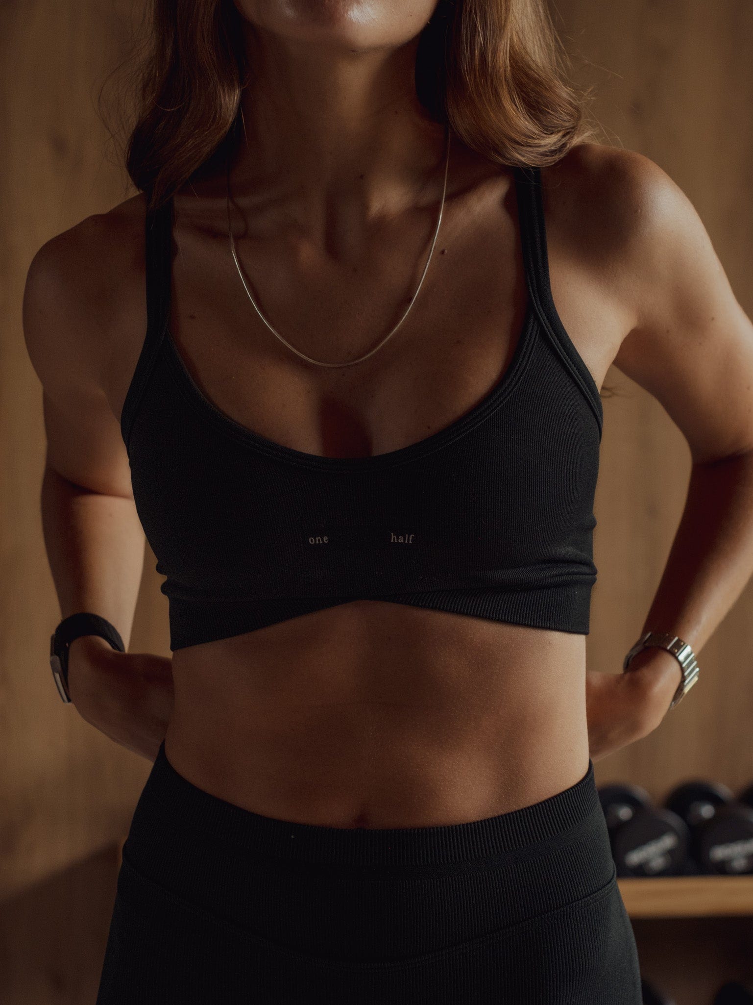 OVERLAY SEAMLESS CROP TOP - SHADOW - imagen 1