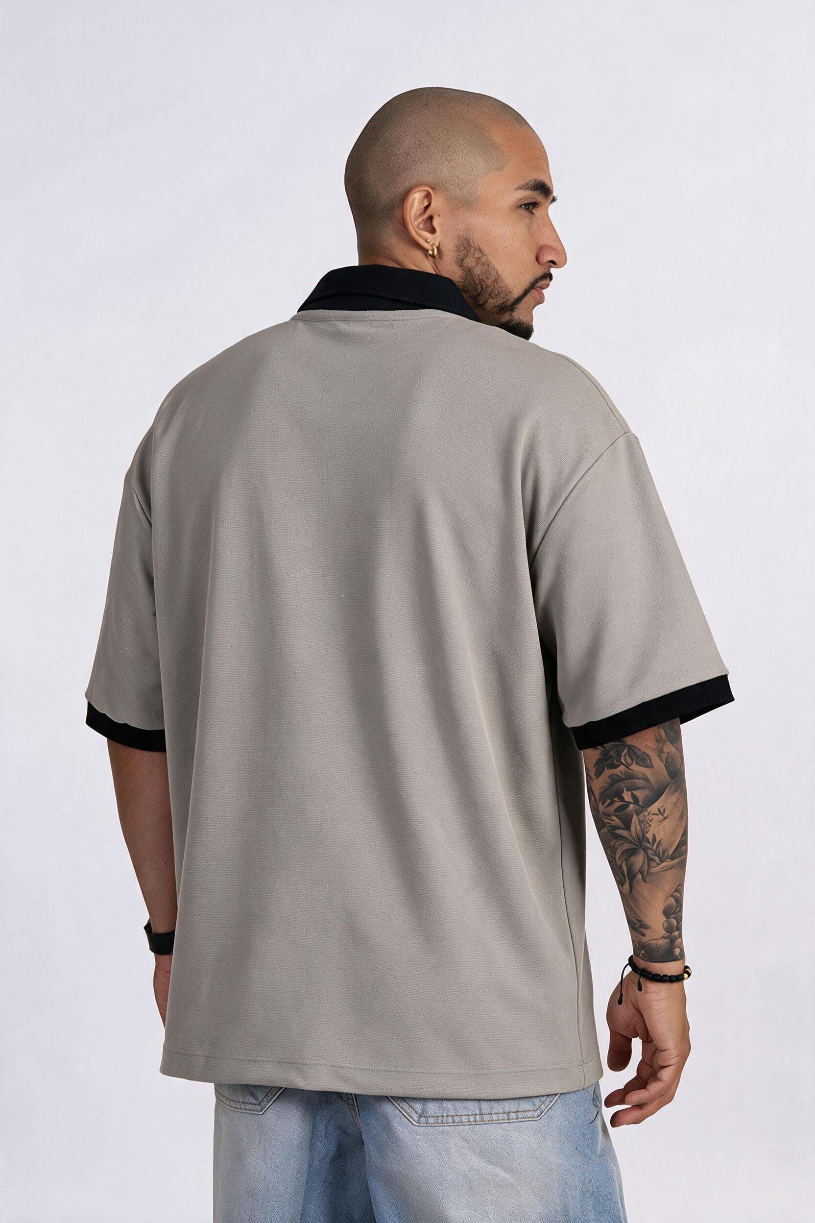 Polo oversize bordado verde - imagen 2