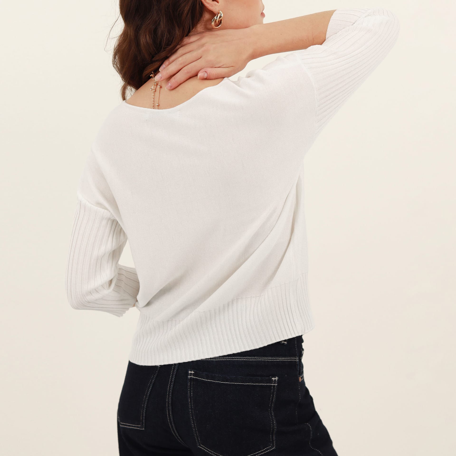 Sweater relajado cuello redondo manga 3/4 rodada - imagen 6