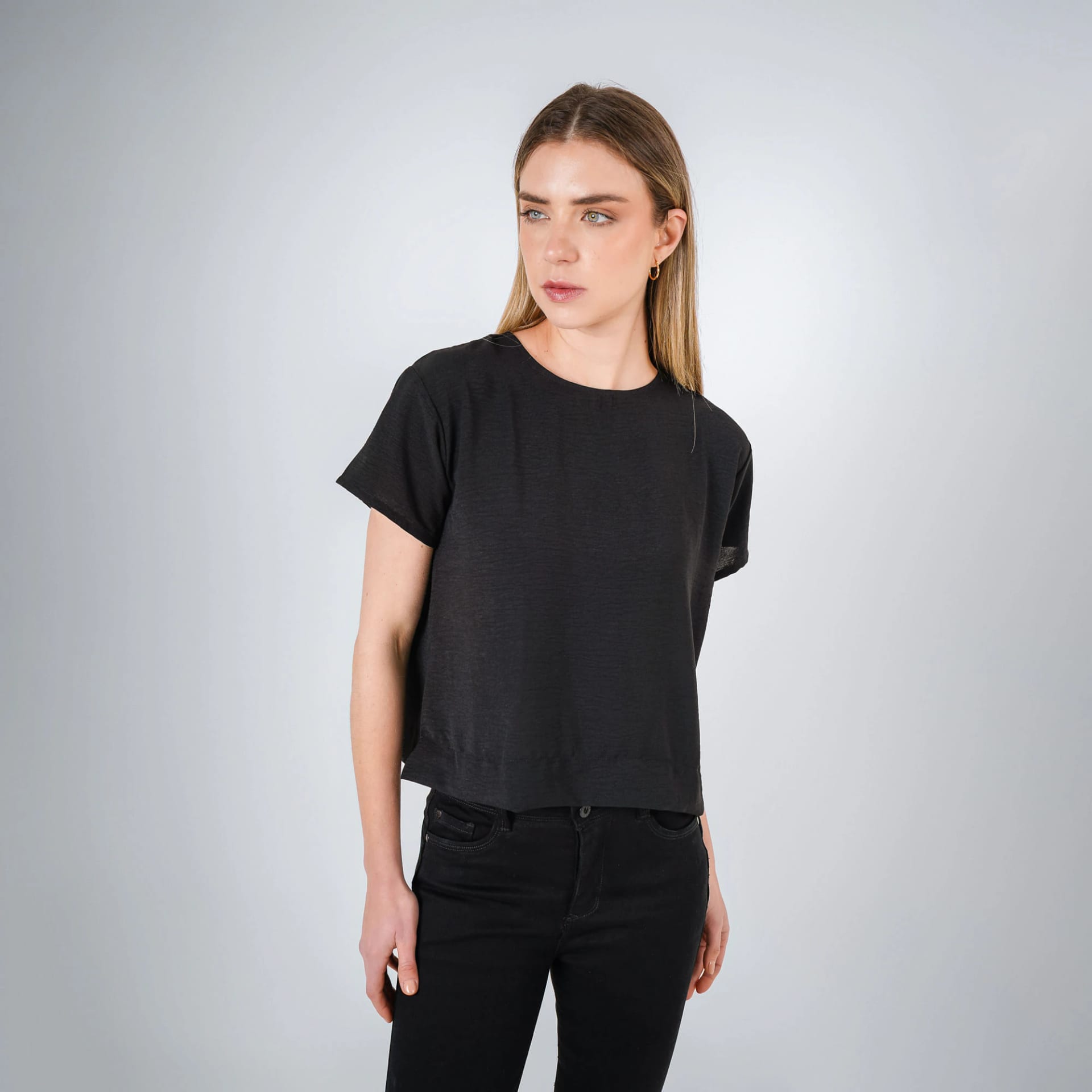 Blusa Cuello Redondo Manga Corta - imagen 5